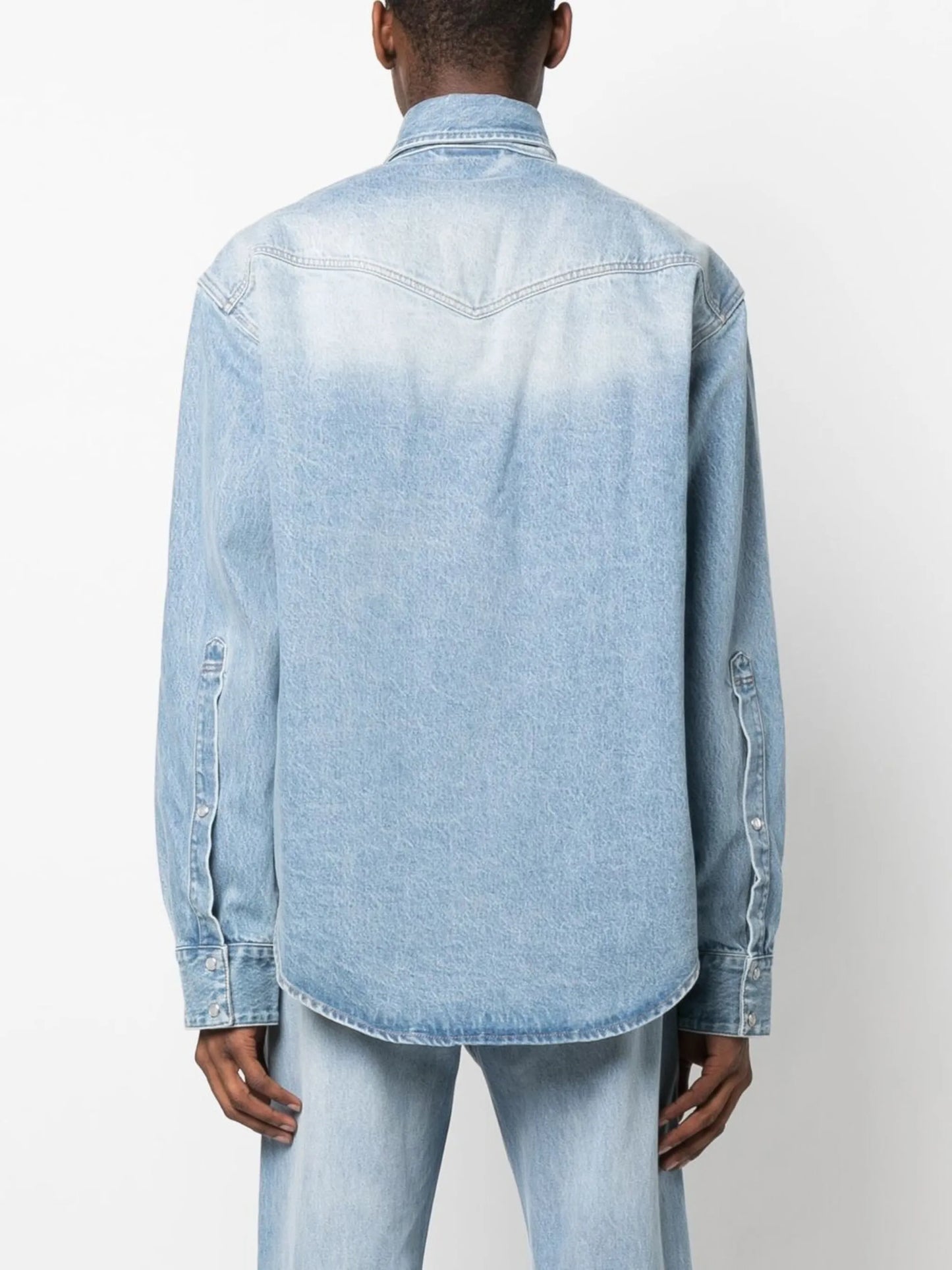 washed-denim chest-flap pockets shirt