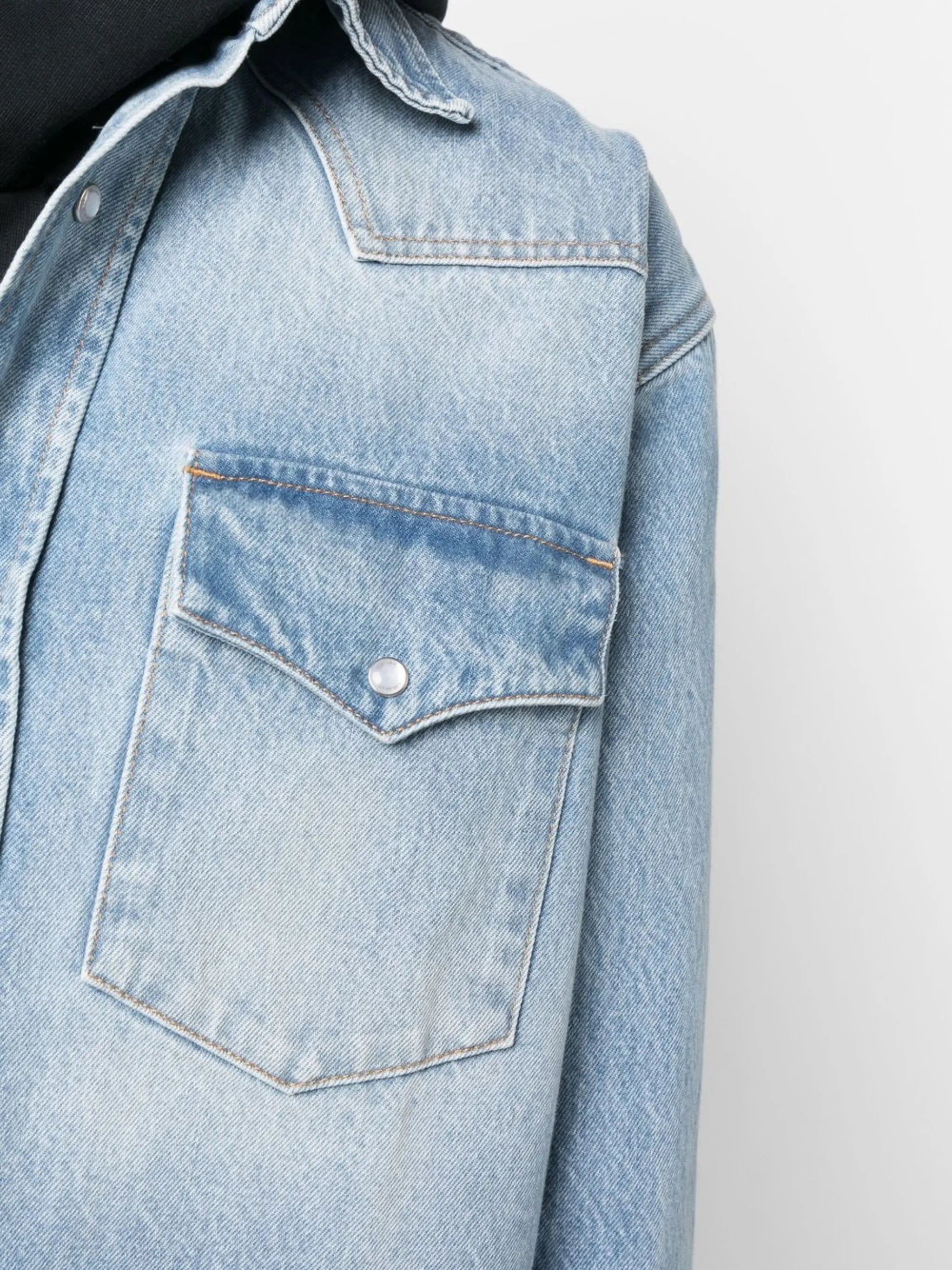 washed-denim chest-flap pockets shirt