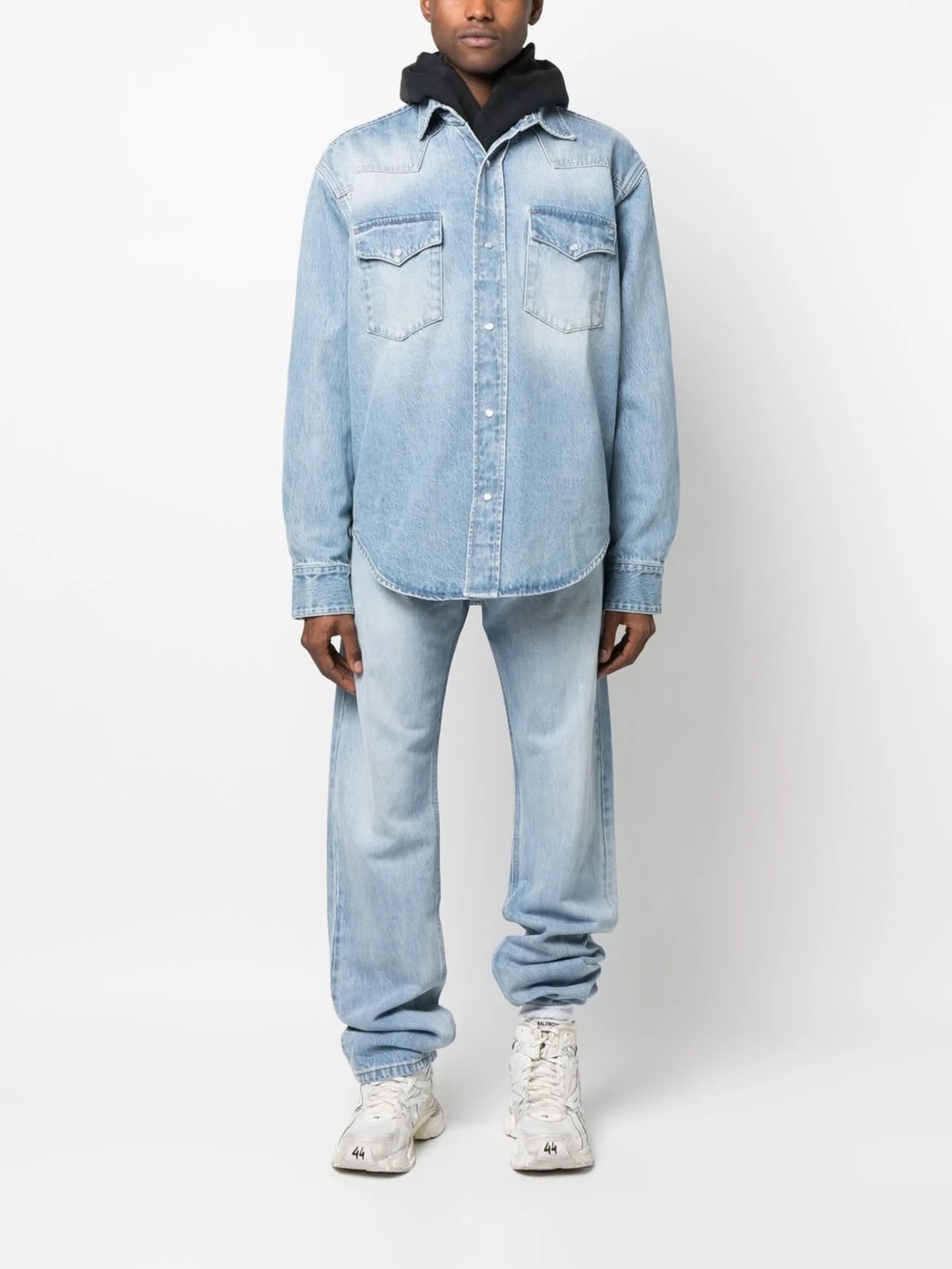 washed-denim chest-flap pockets shirt