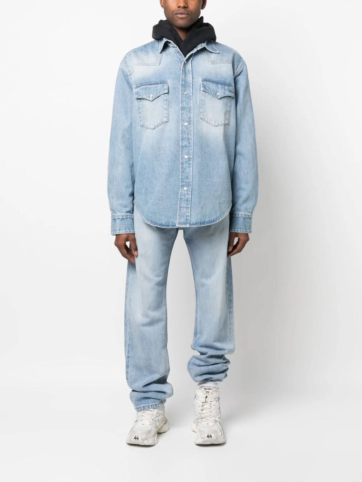 washed-denim chest-flap pockets shirt