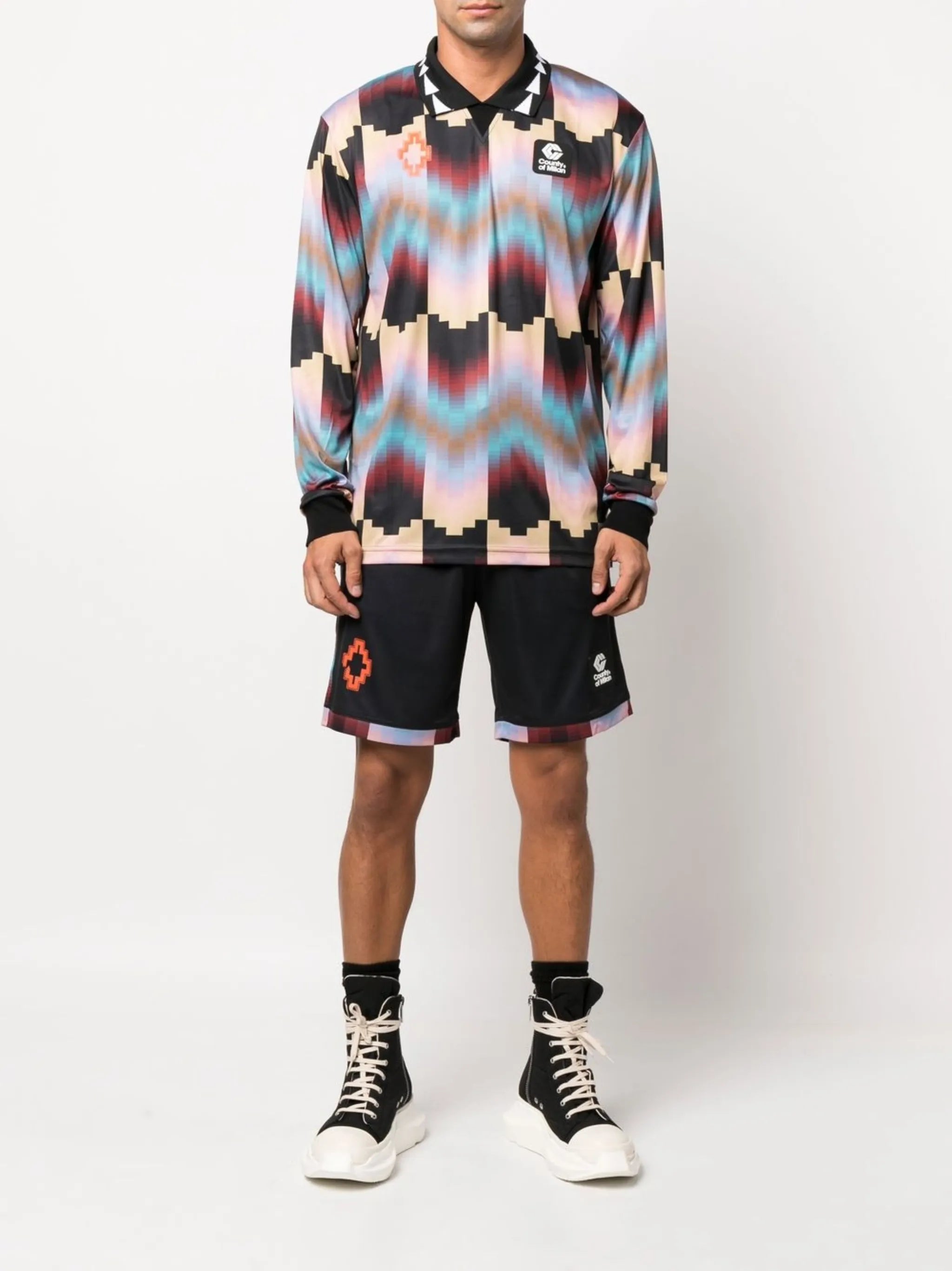 gradient sports T-shirt