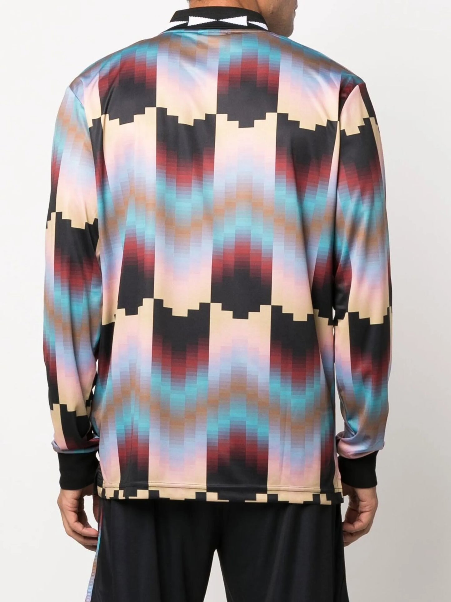 gradient sports T-shirt