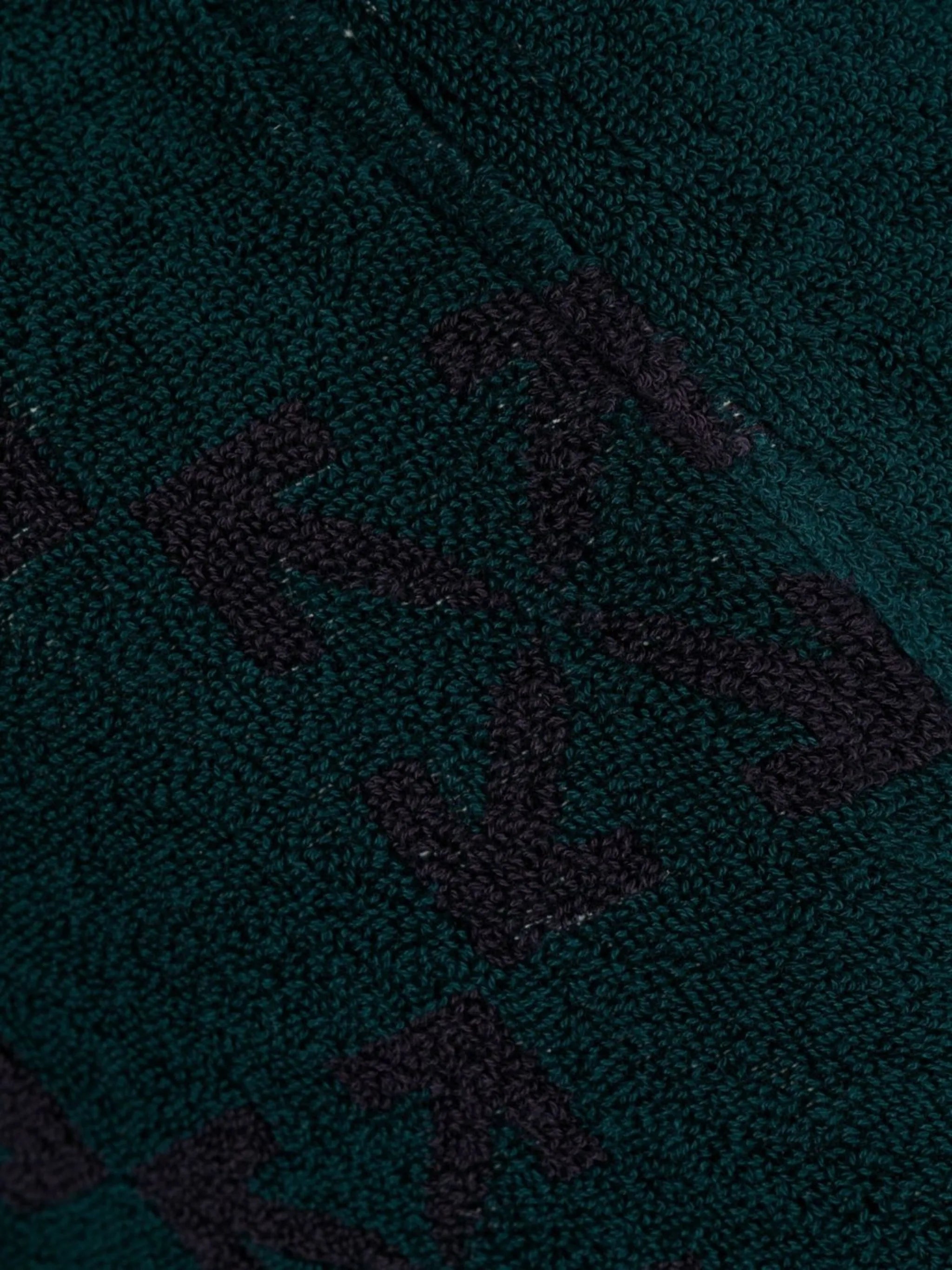 Arrows-print terrycloth robe