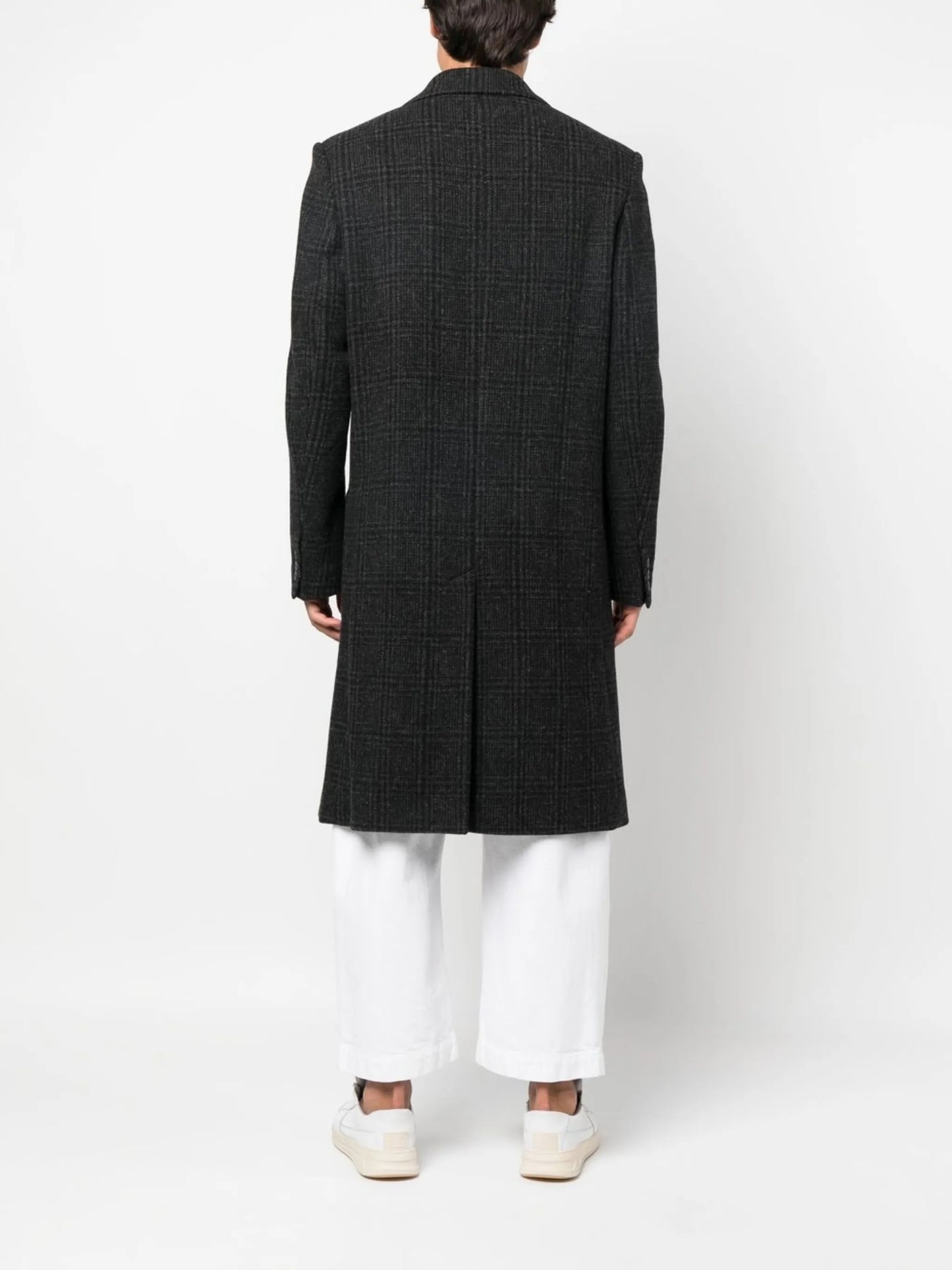 single-breasted wool coat