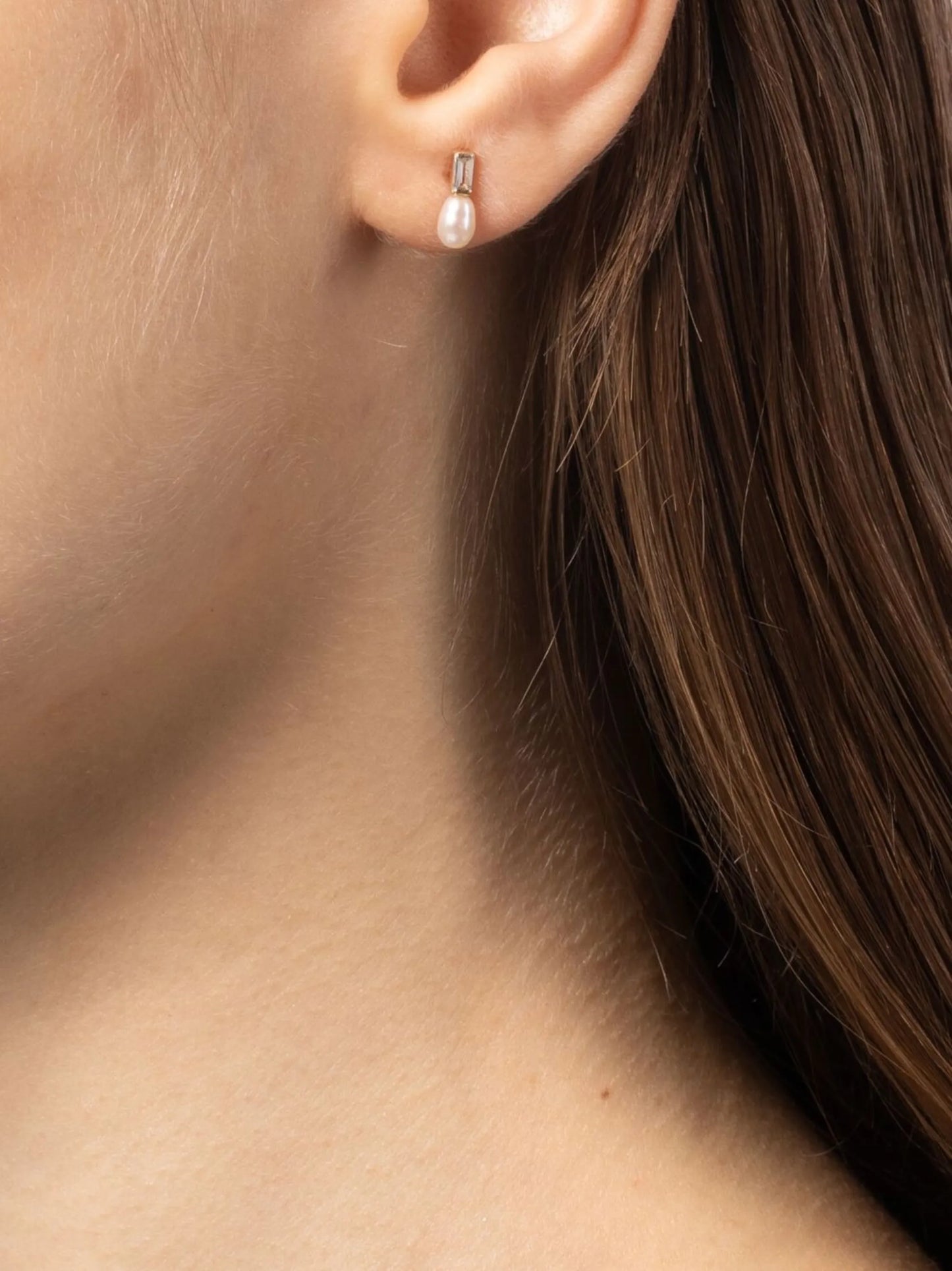 14kt yellow gold Orb pearl drop stud earring
