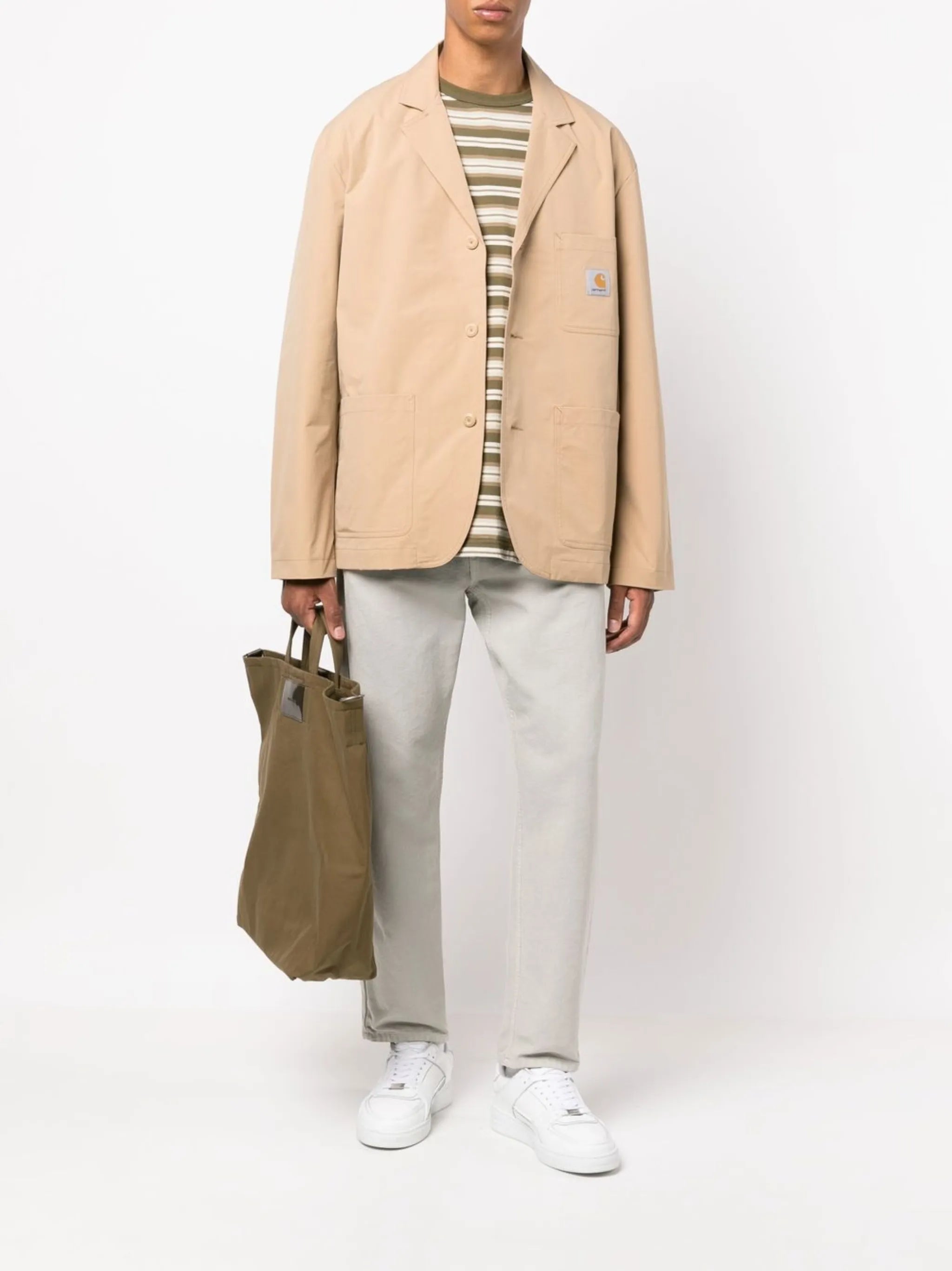 logo-patch buttoned-up blazer