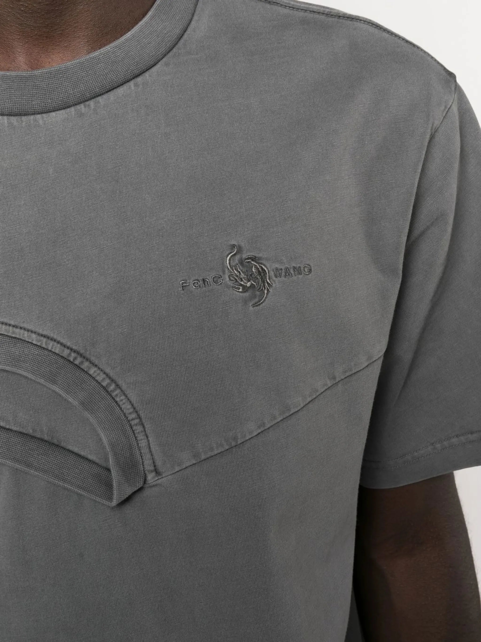 logo embroidery deconstructed T-shirt