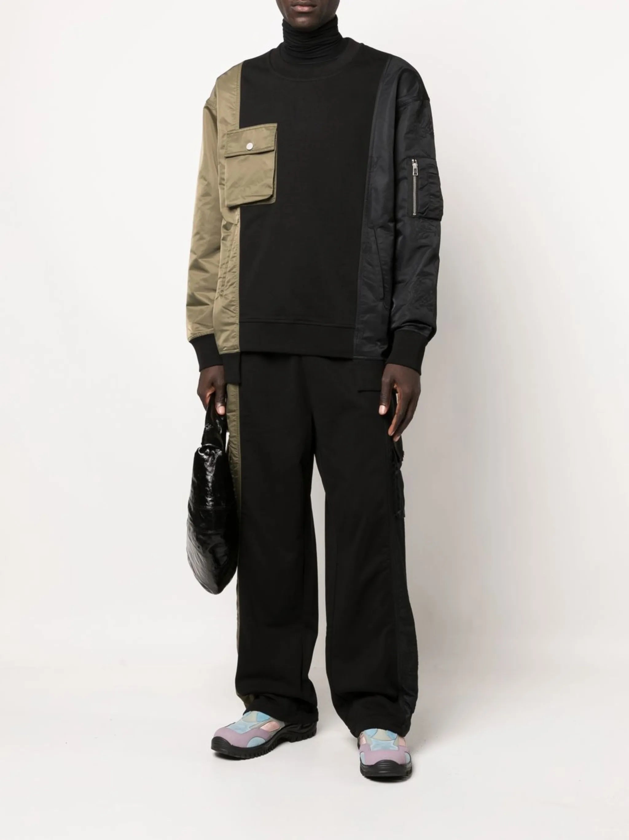 contrast straight-leg cargo trousers