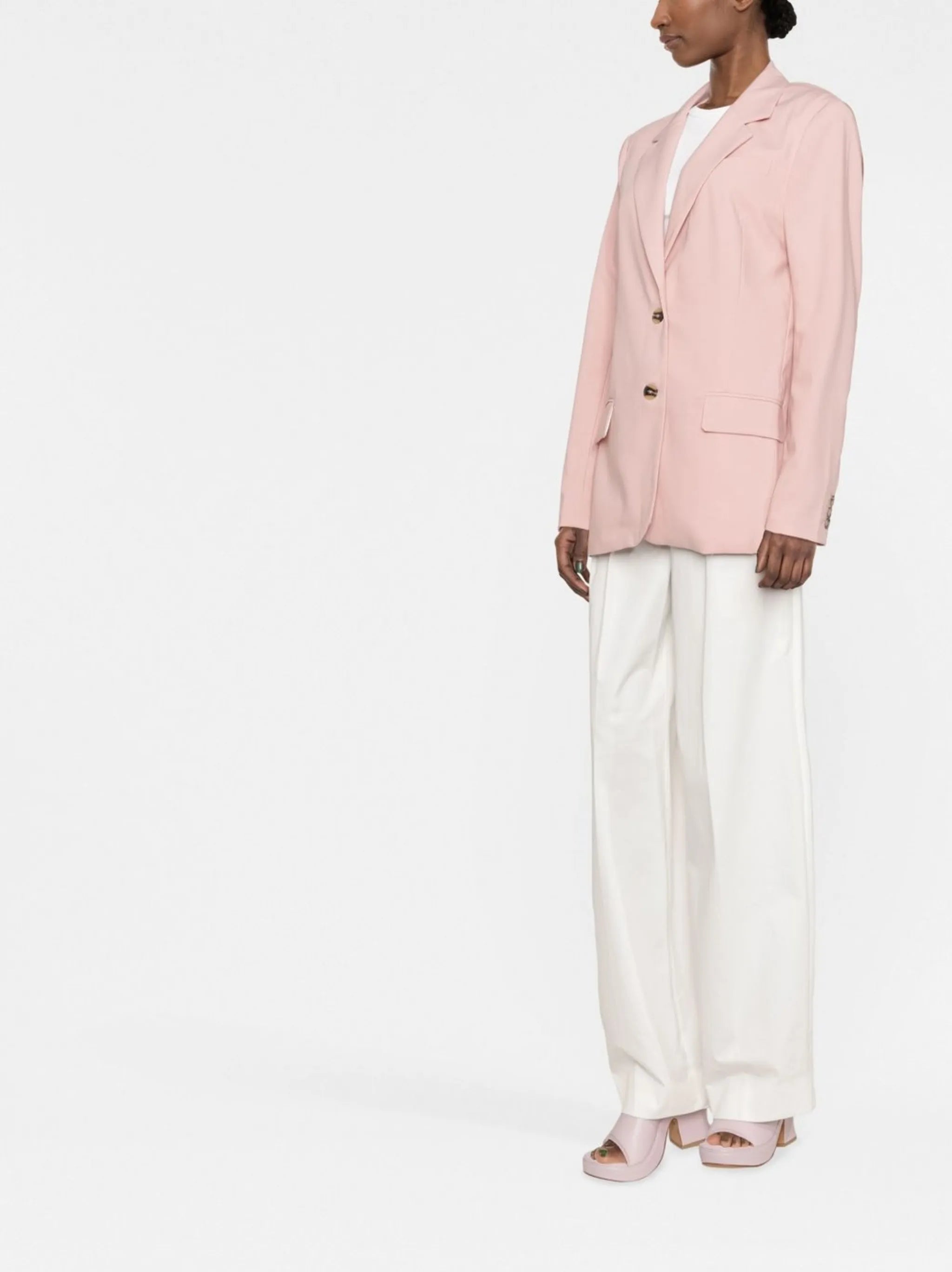 single-breasted blazer