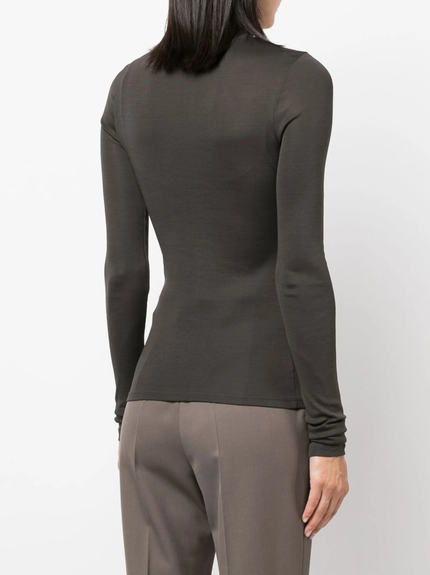 turtleneck long-sleeve top