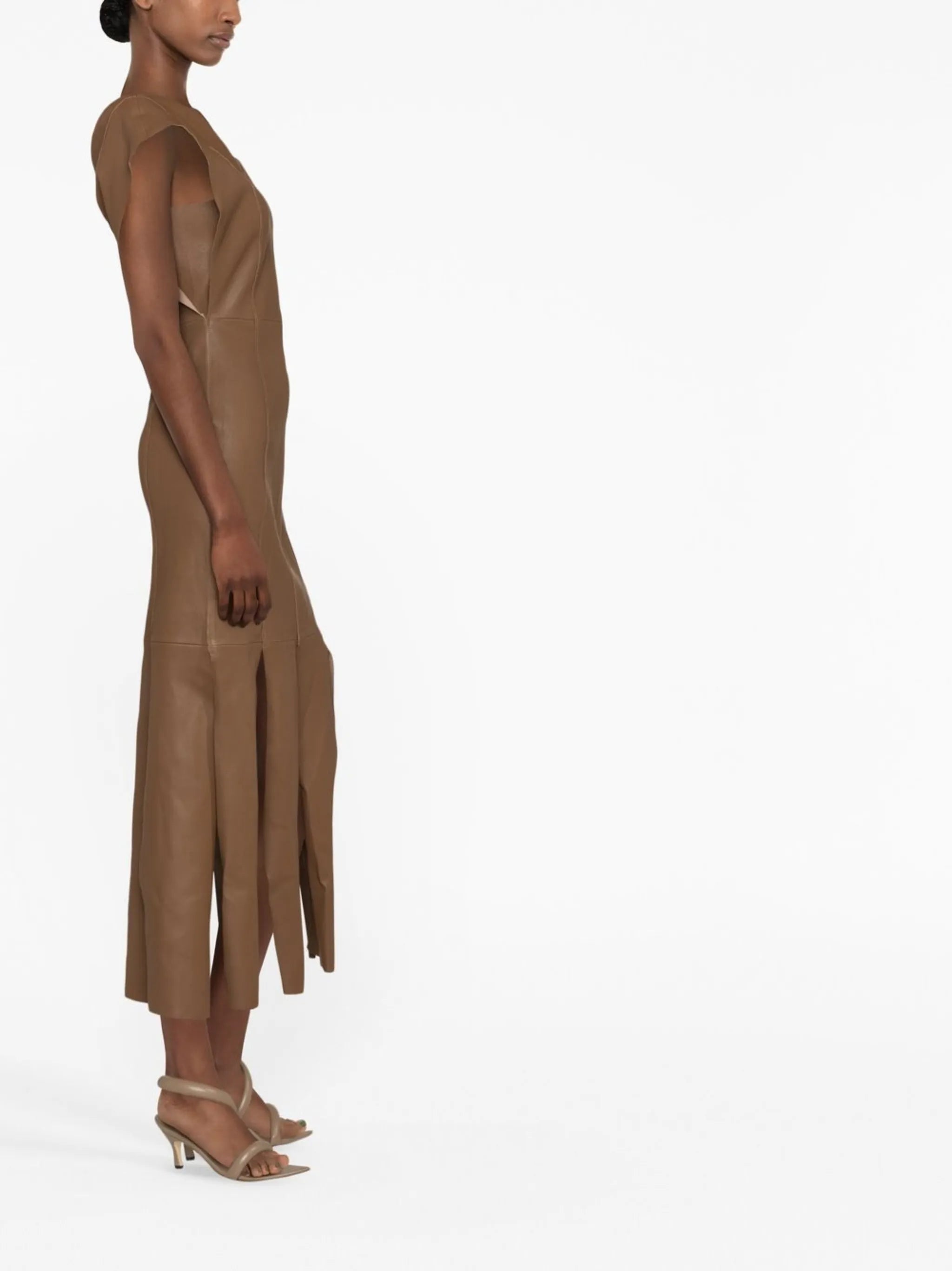Alondra sleeveless midi dress