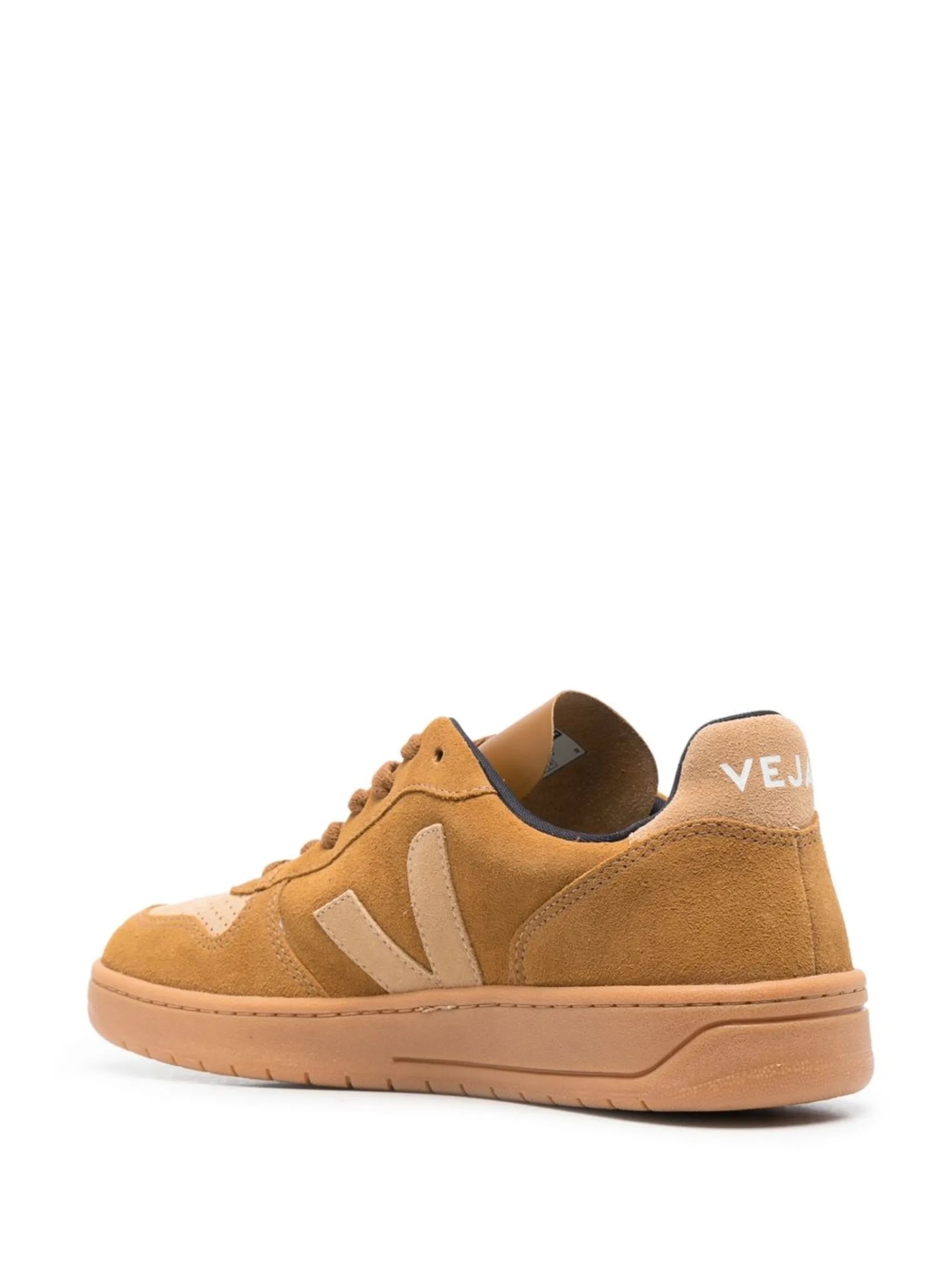V-10 low-top sneakers