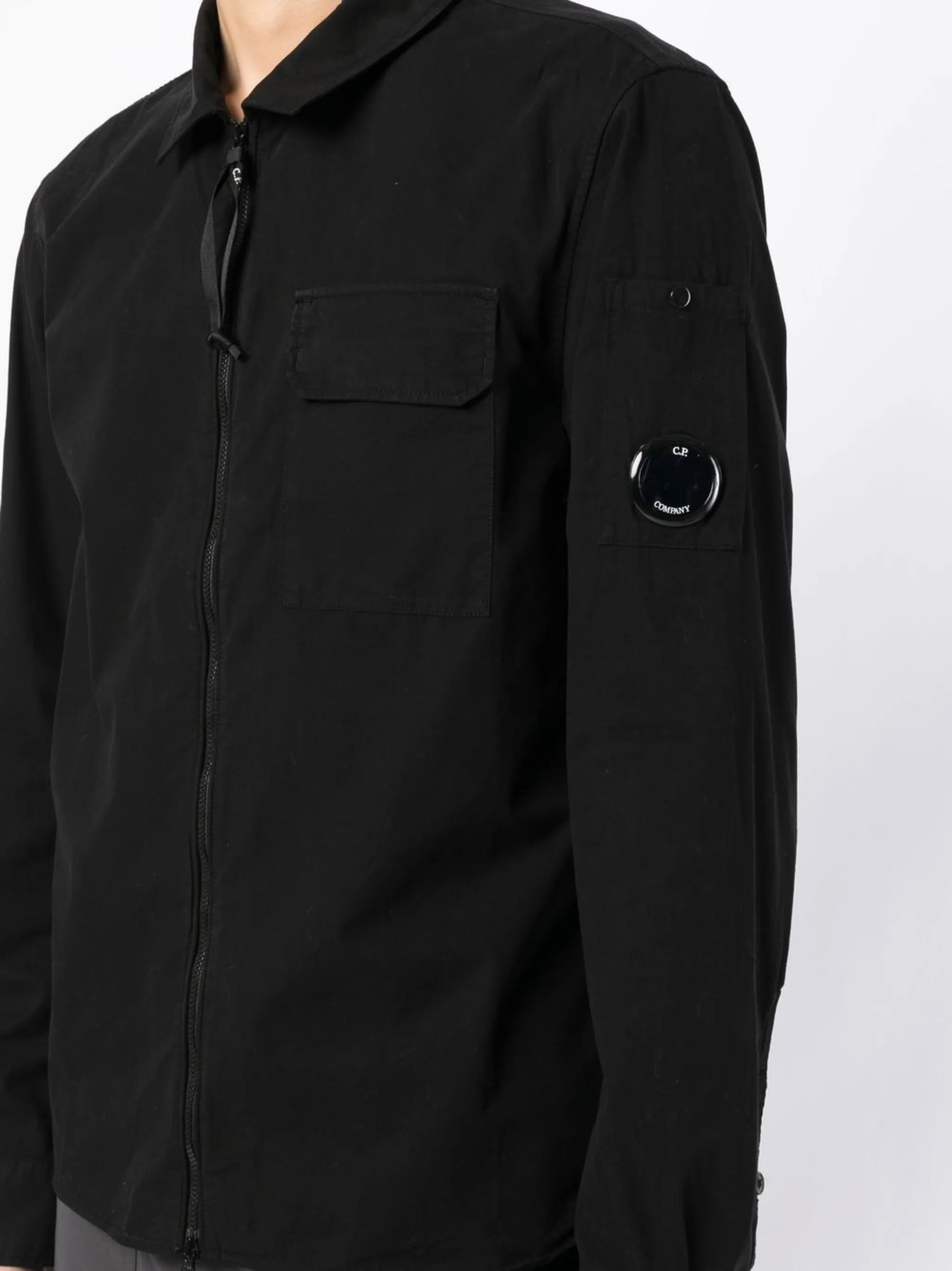 Lens-detail zip-fastening shirt jacket