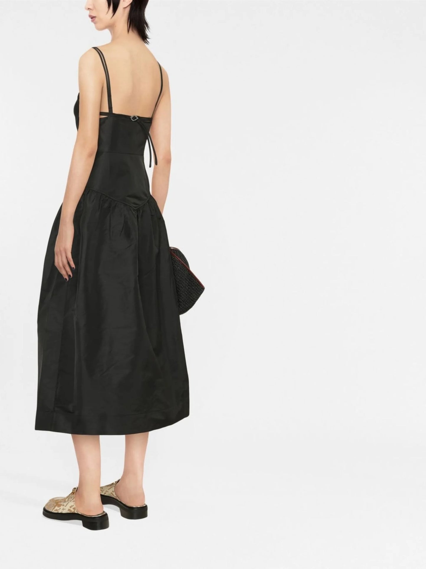 sweetheart-neck sleeveless midi dress