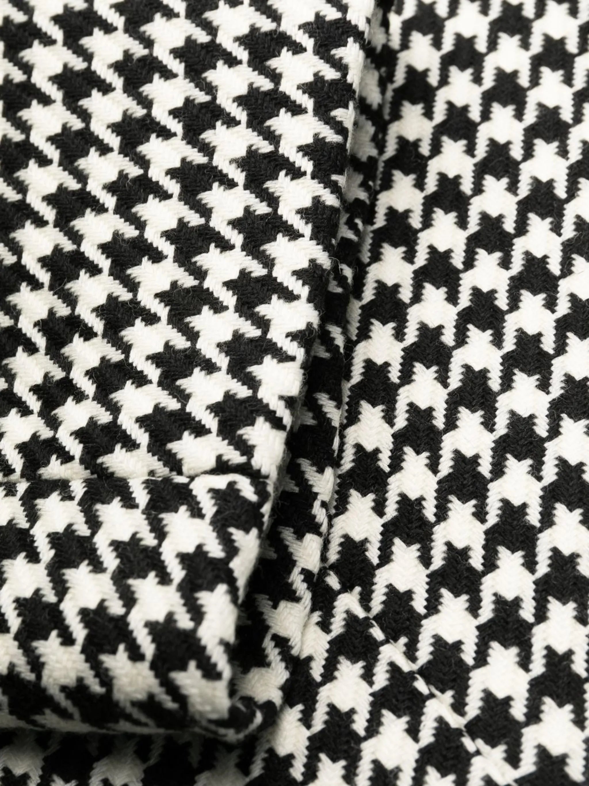 houndstooth single-breasted coat