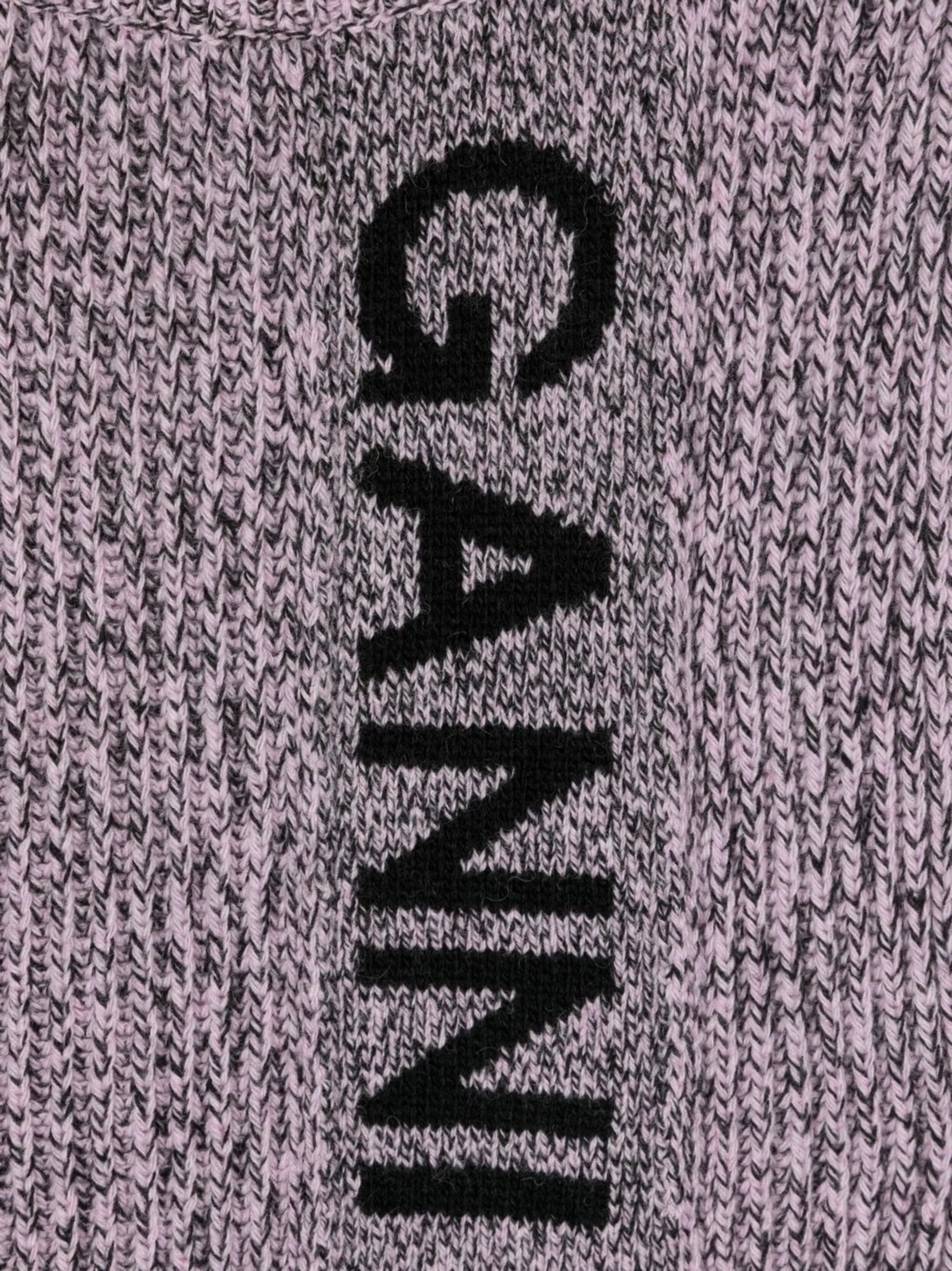 intarsia-knit logo collar
