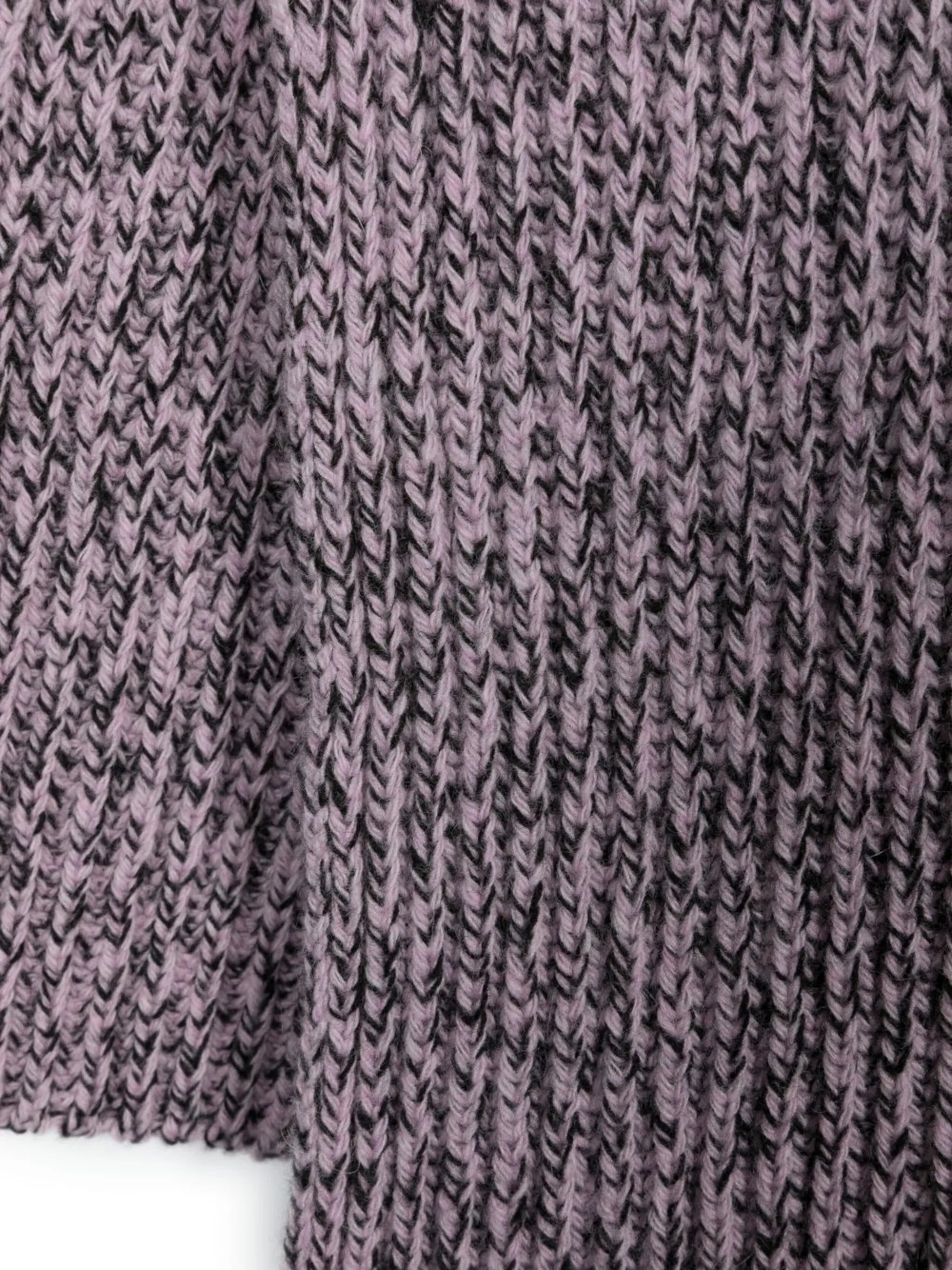 intarsia-knit logo collar