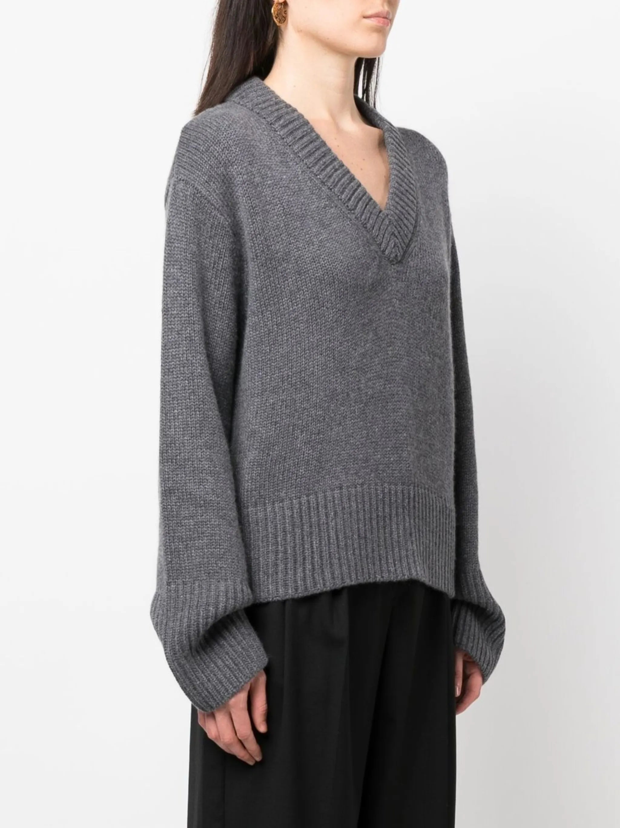 V-neck cashmere jumper