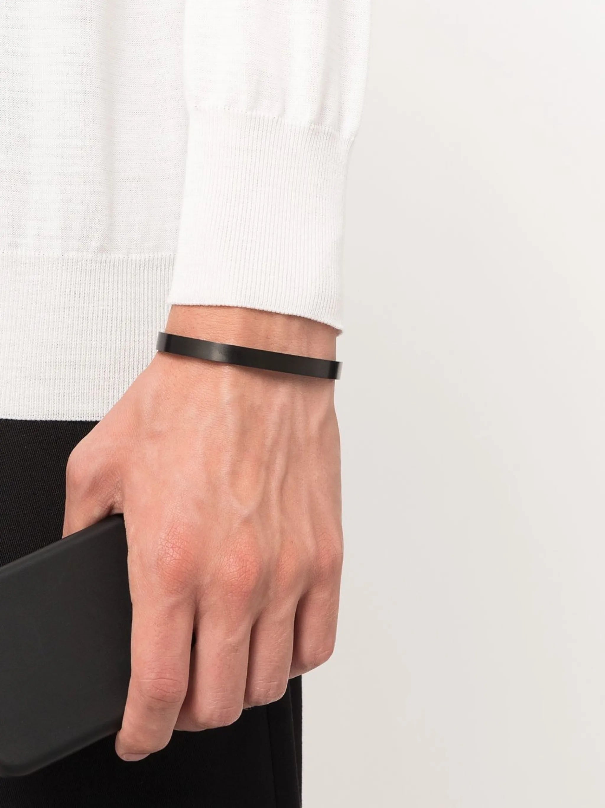 Ribbon 9g titanium bracelet