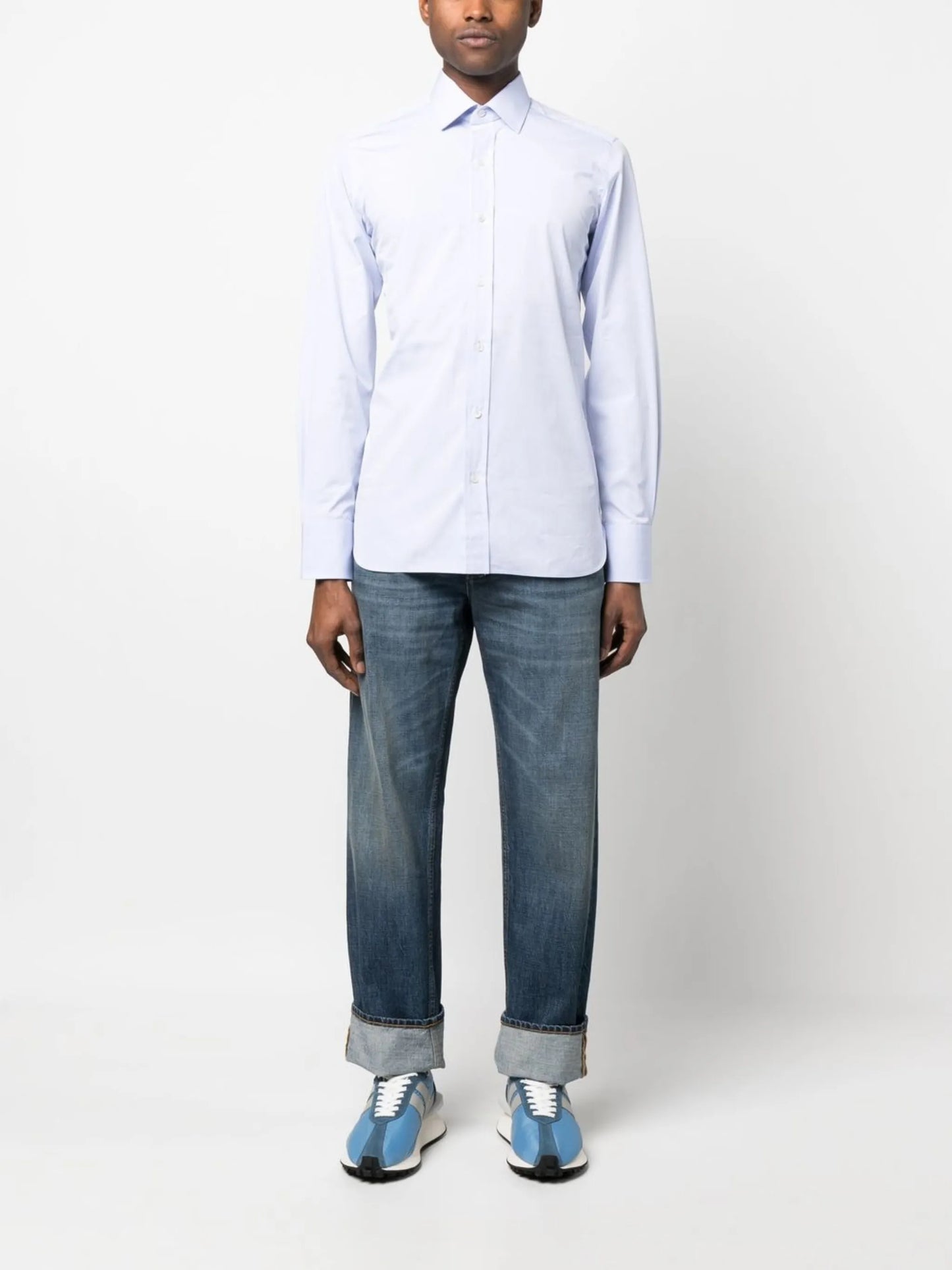button-fastening long-sleeve shirt