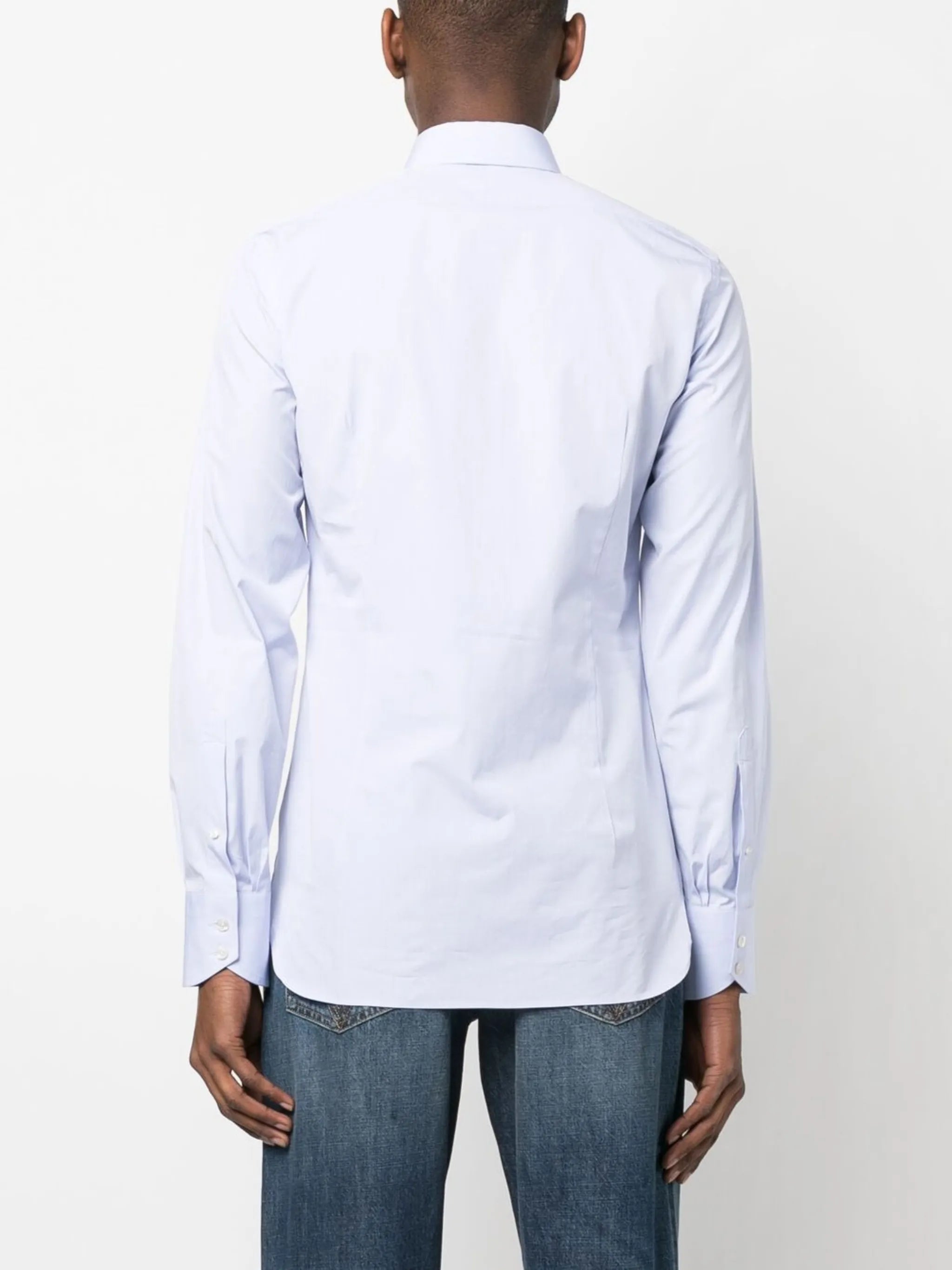 button-fastening long-sleeve shirt