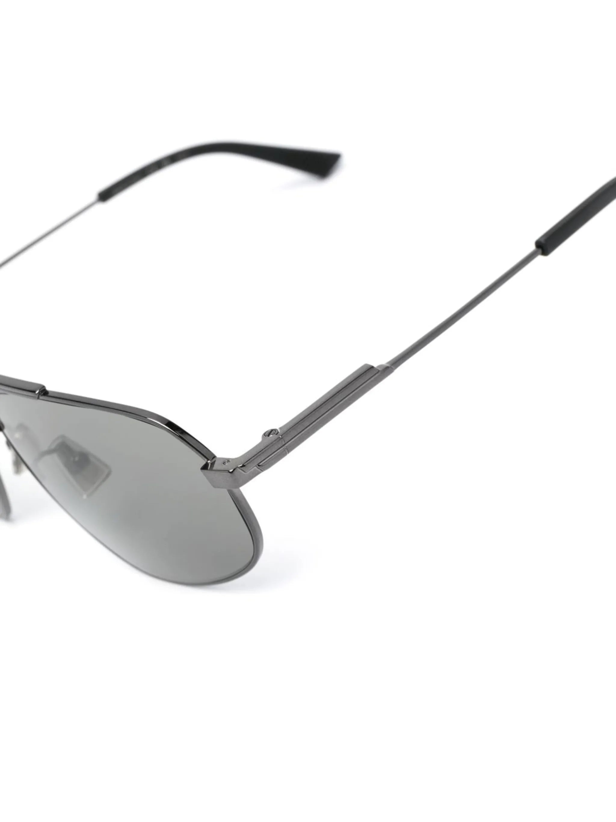 pilot frame sunglasses