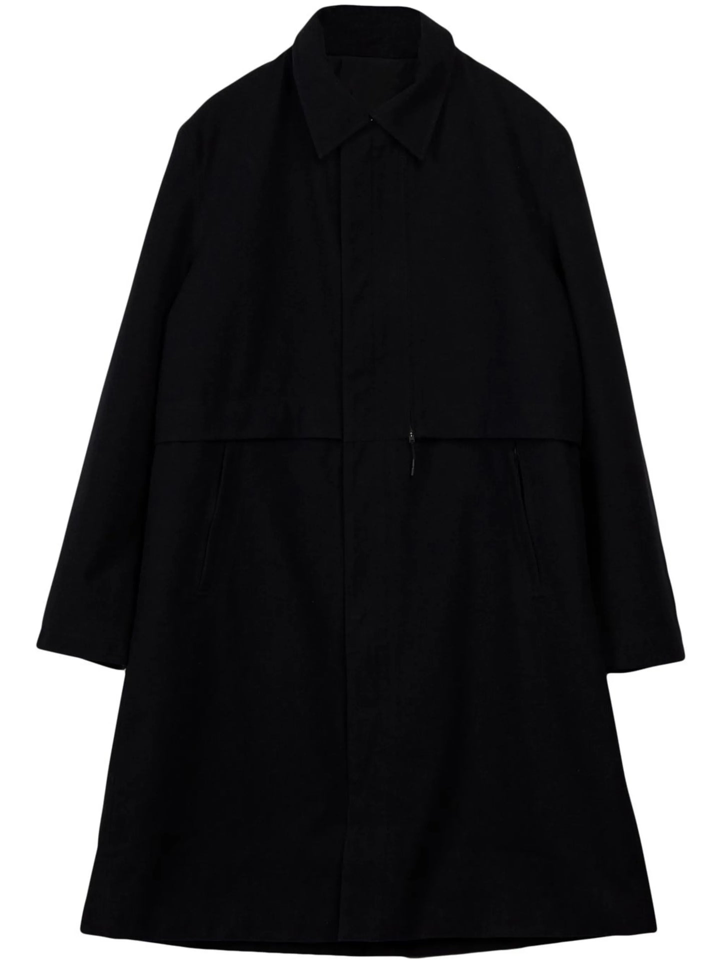 pointed-collar single-breasted coat