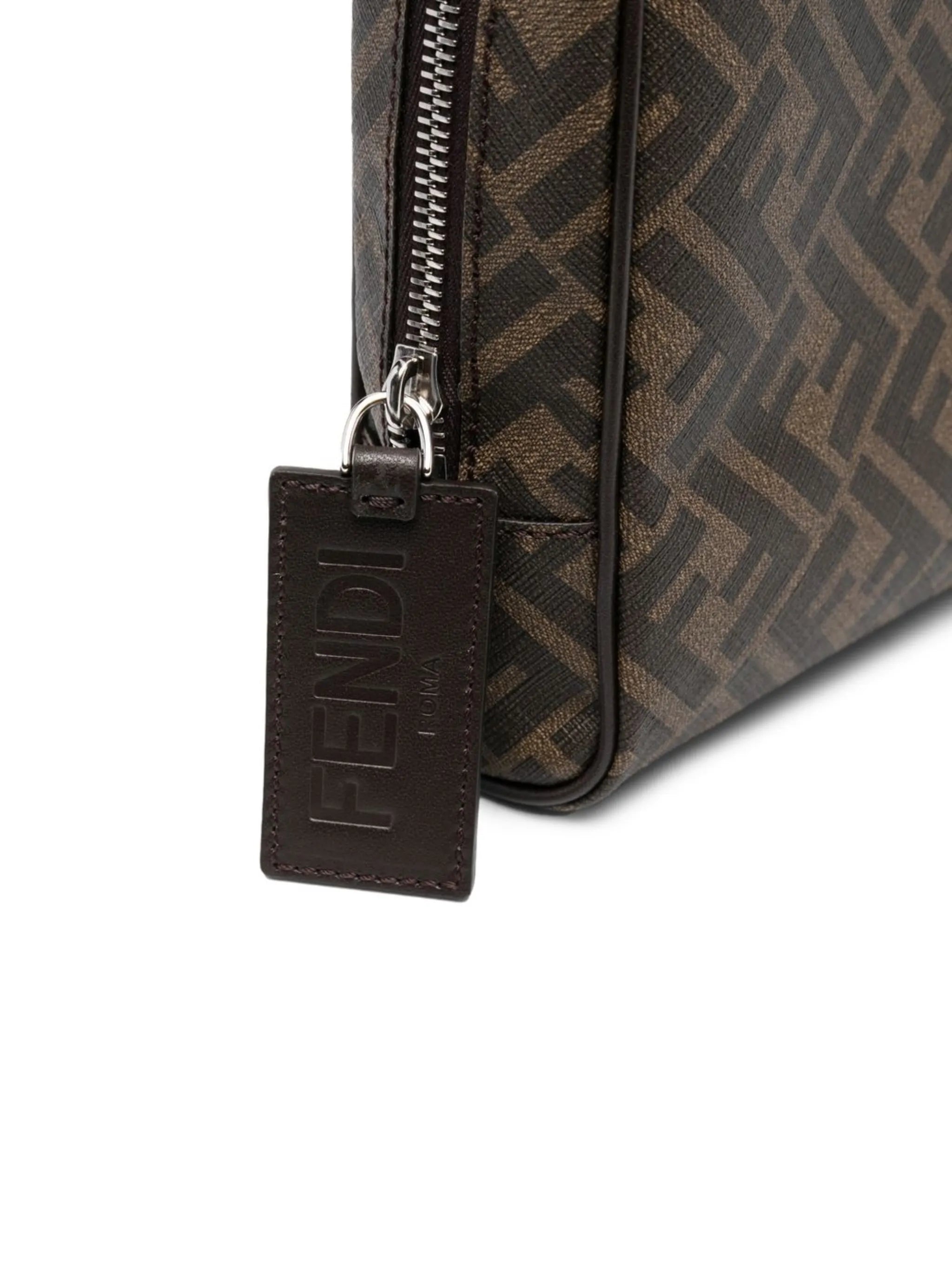 FF-monogram wash bag