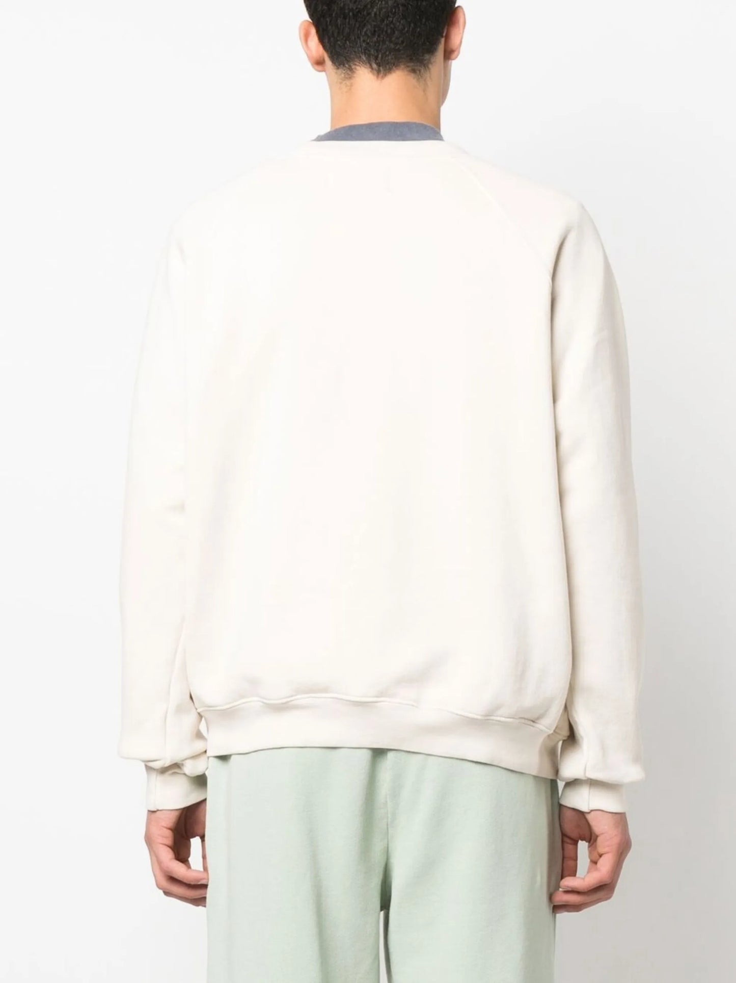 long raglan-sleeved sweatshirt