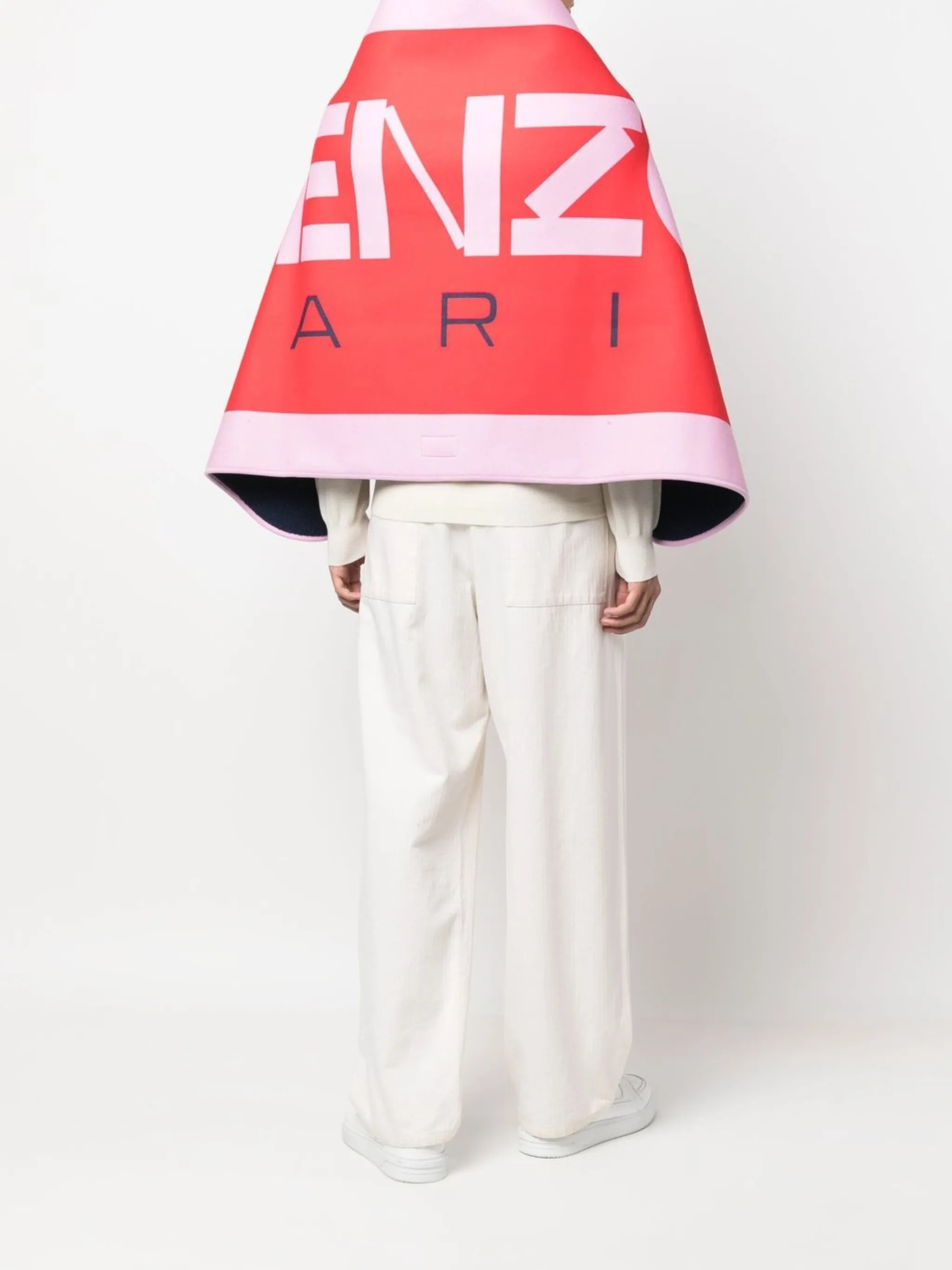 logo-print detail cape scarf