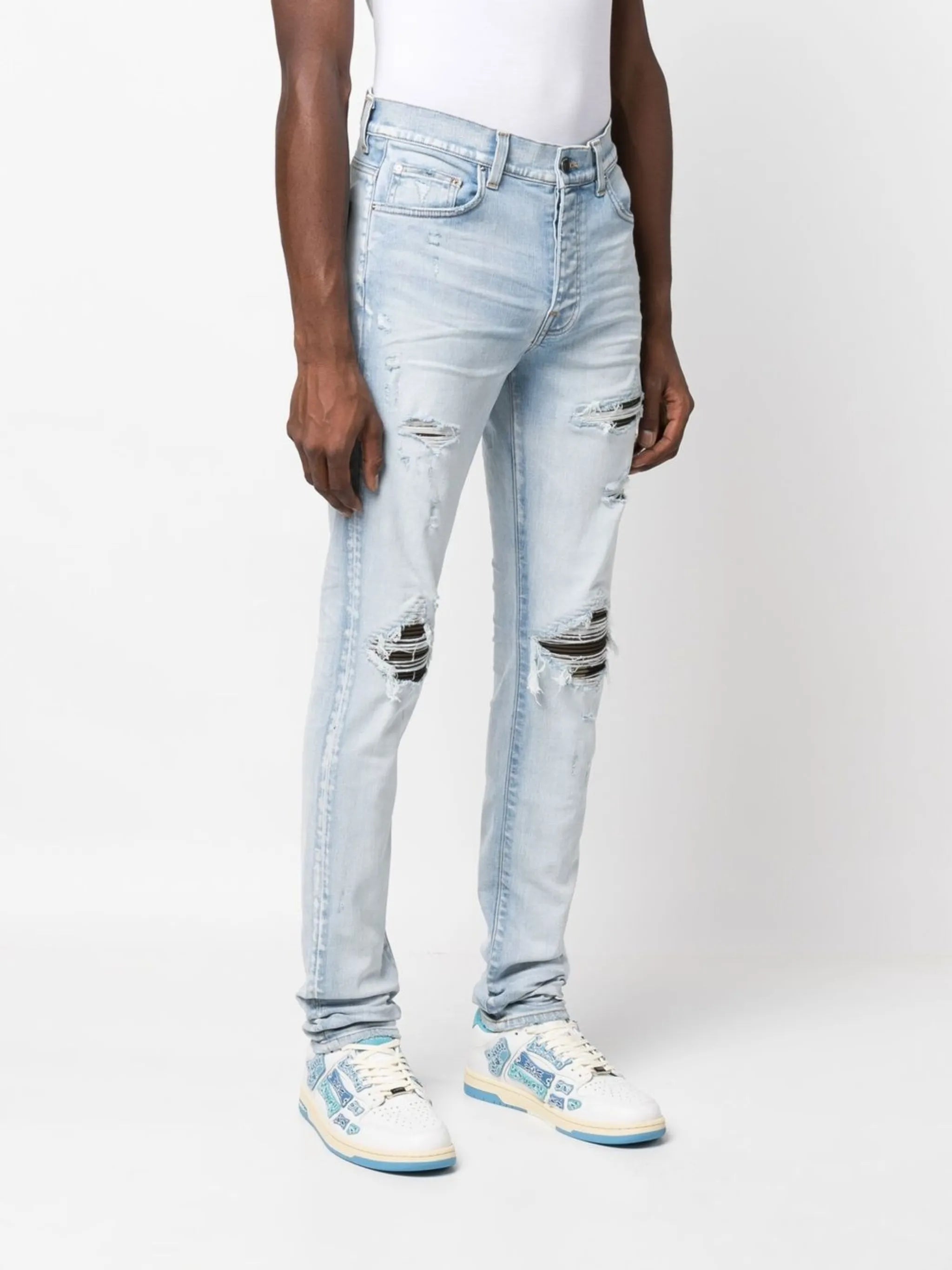 distressed slim-fit jeans