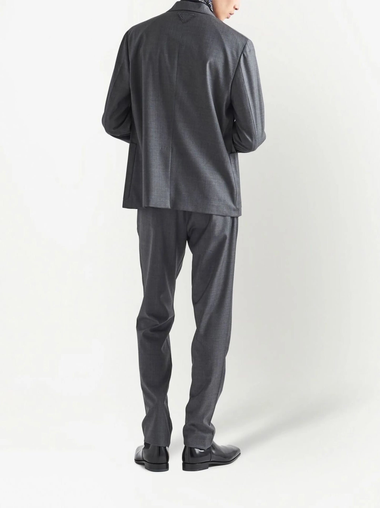 single-breasted wool blazer