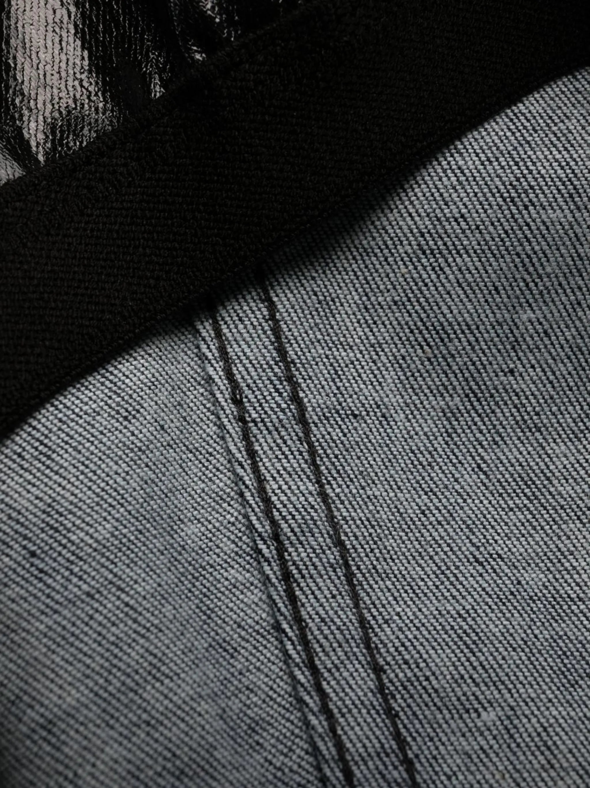 mid-rise faux-leather trousers