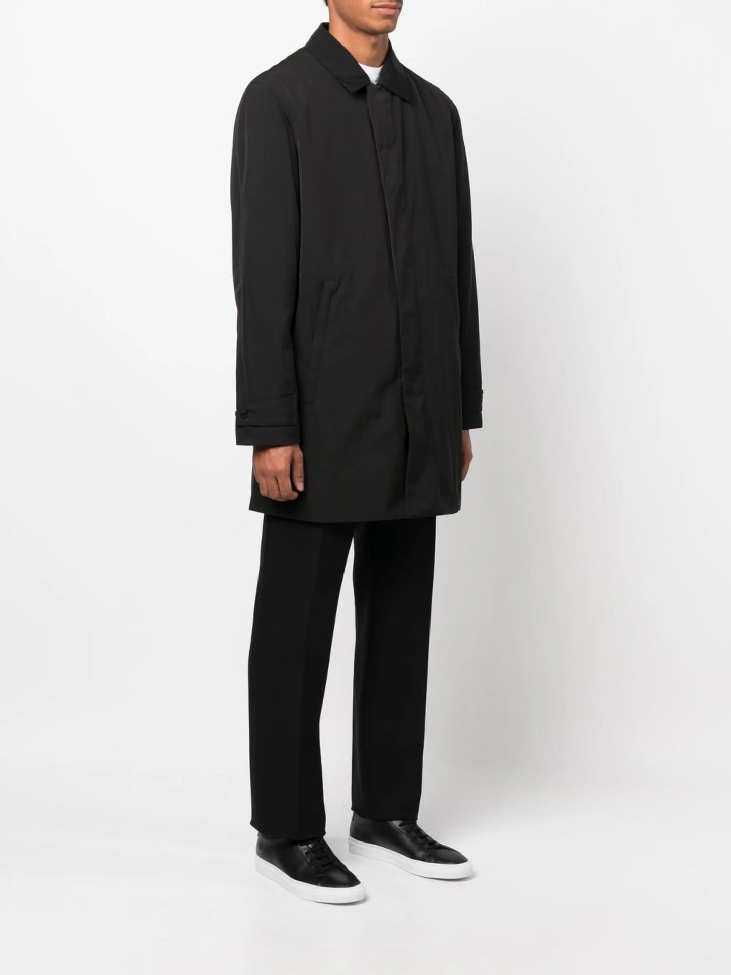single-breasted collared coat