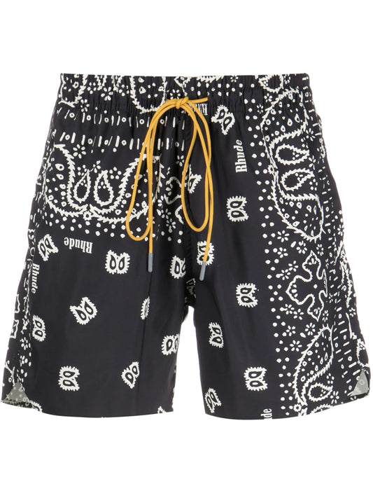 bandana-print shorts