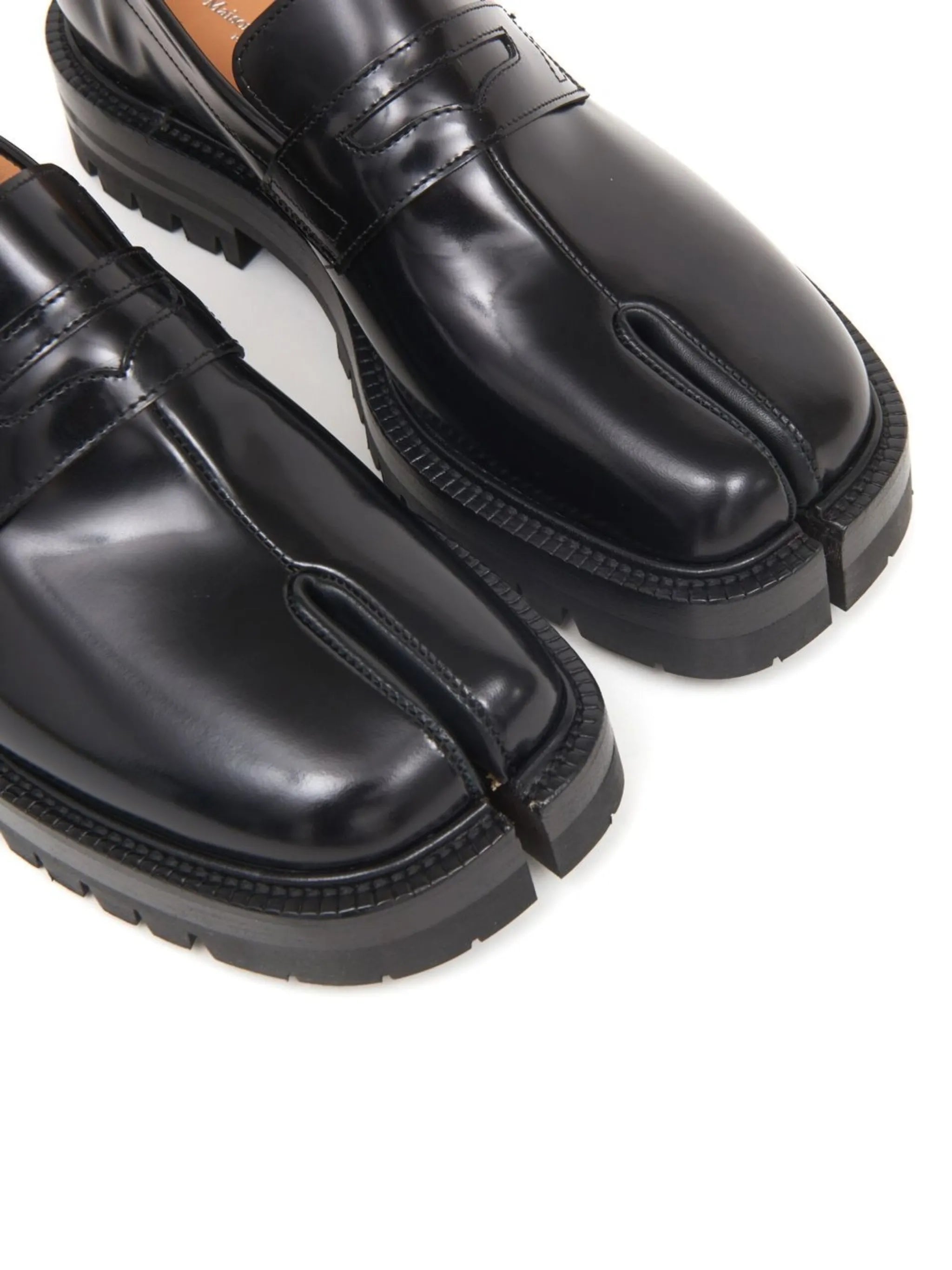 Tabi leather loafers