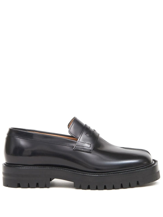 Tabi loafers