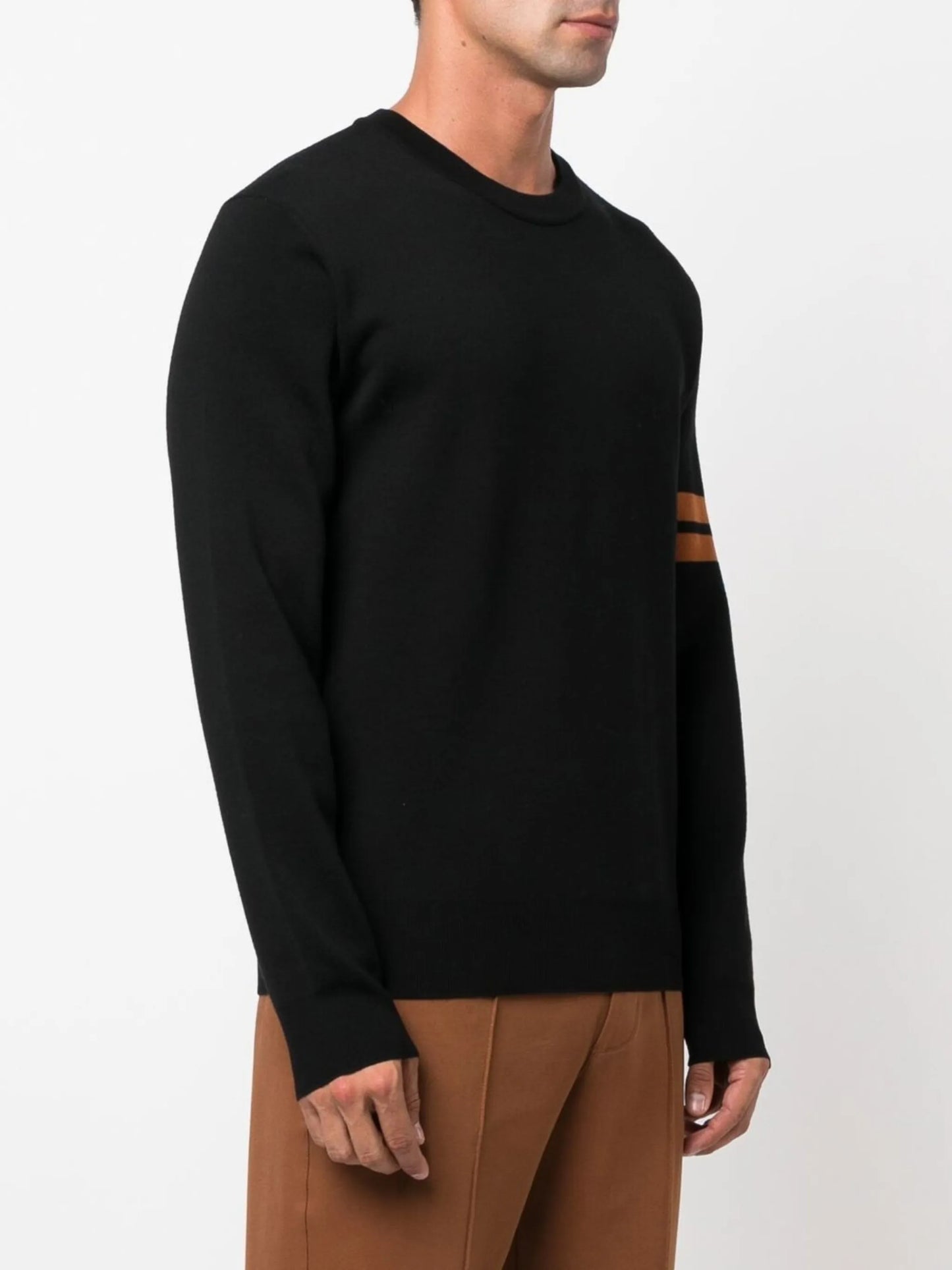 long-sleeve crew-neck jumper