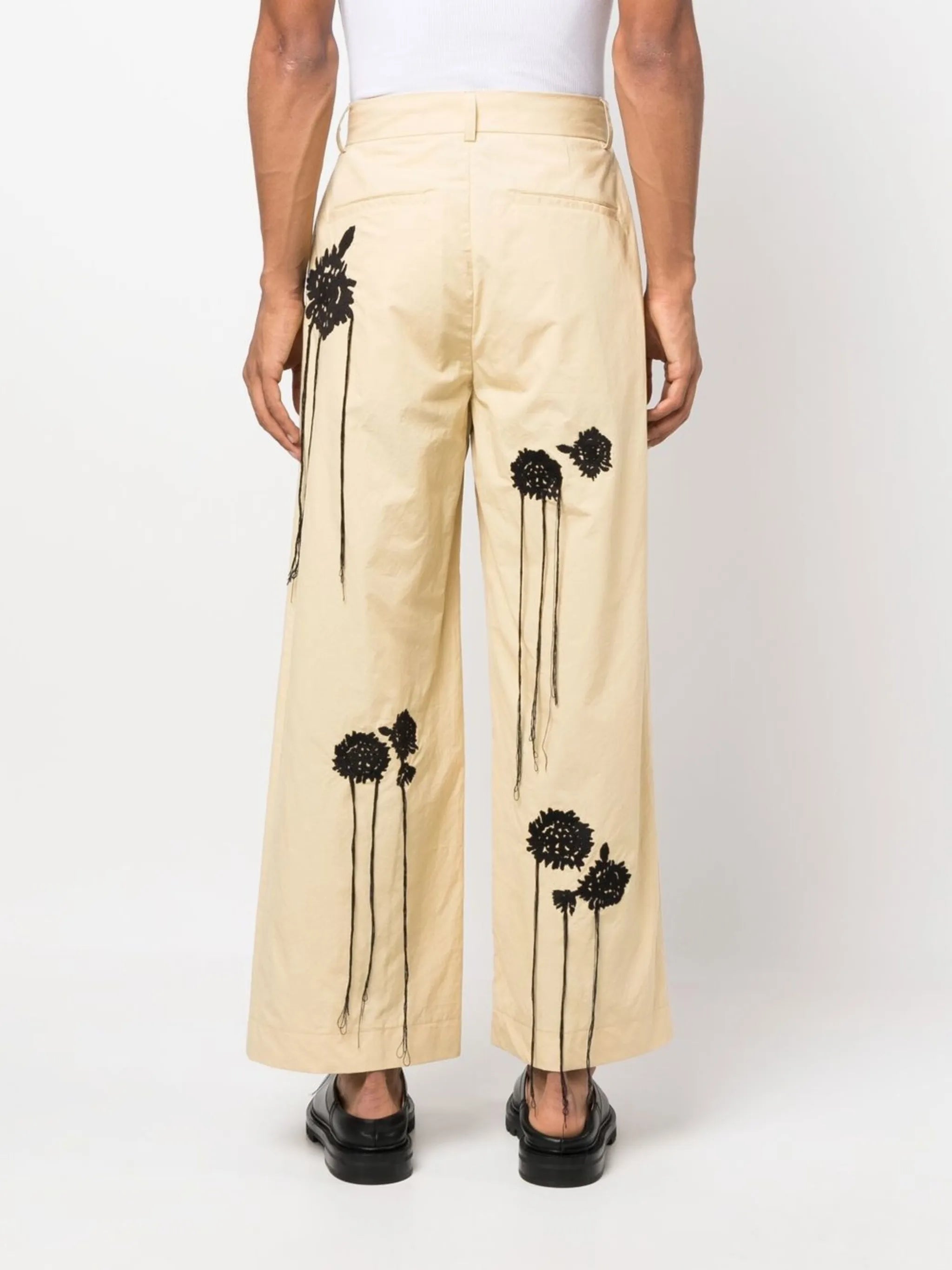 floral-print cropped trousers