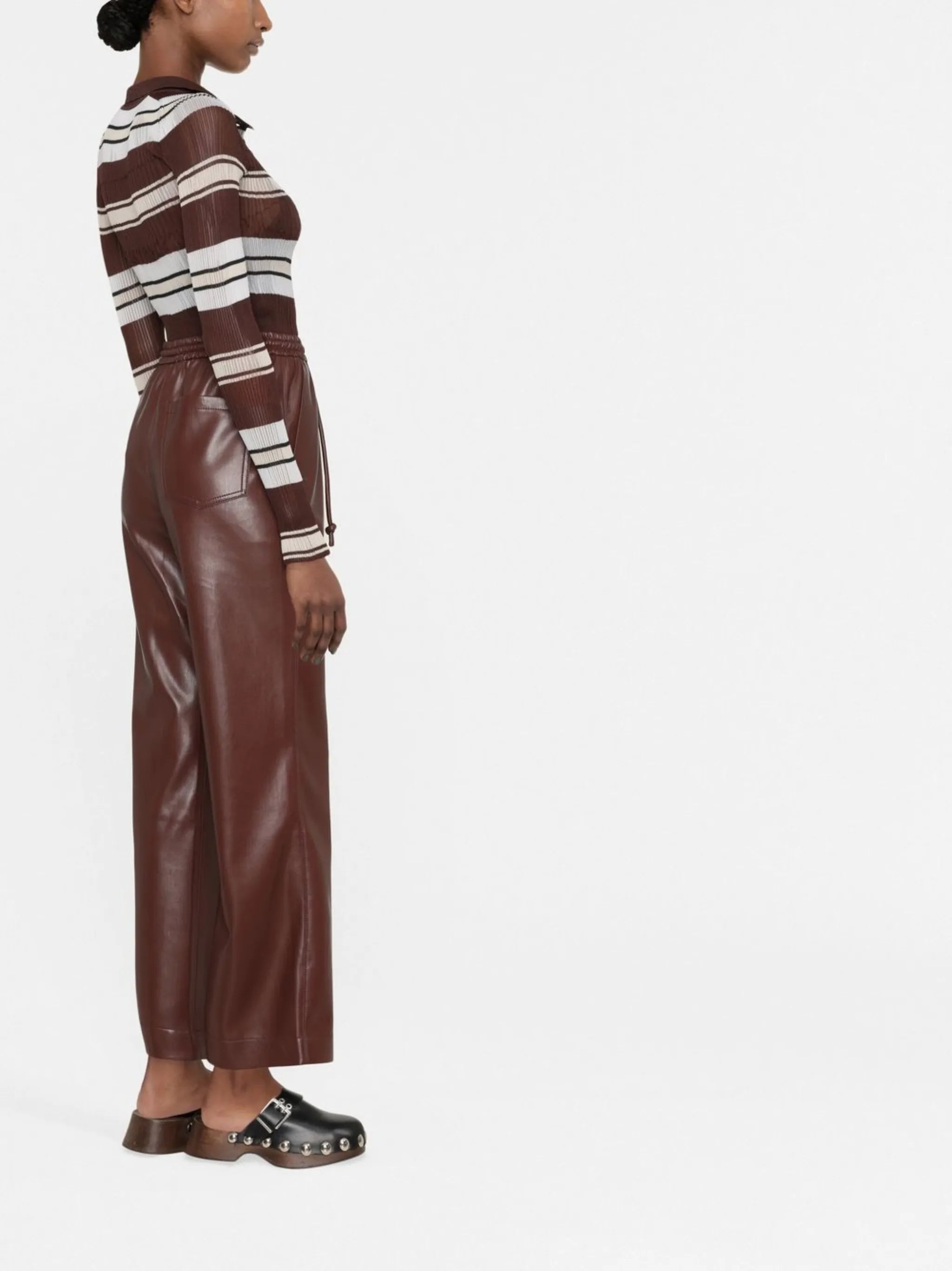 drawstring straight-leg trousers