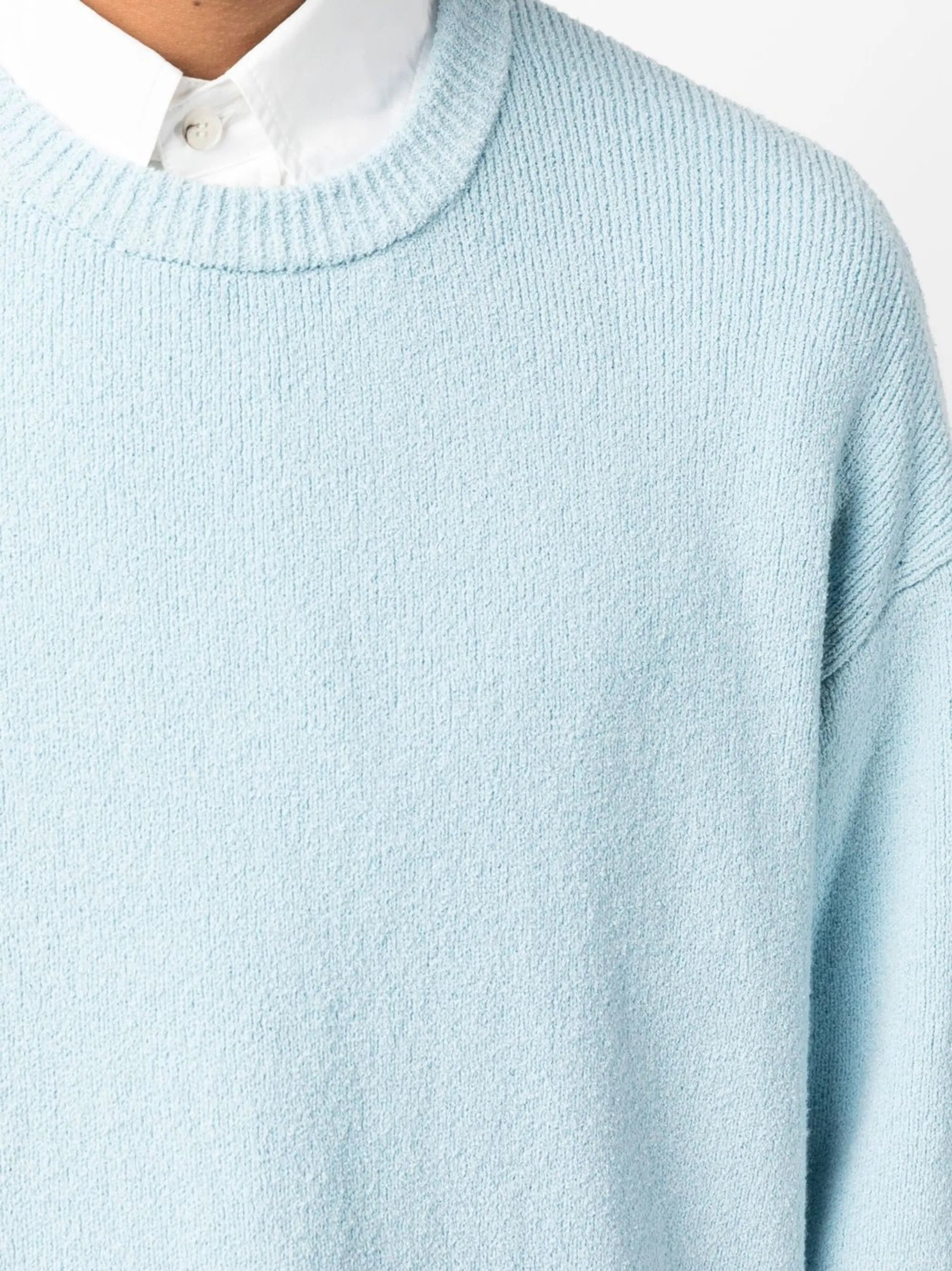 crew-neck knitted jumper