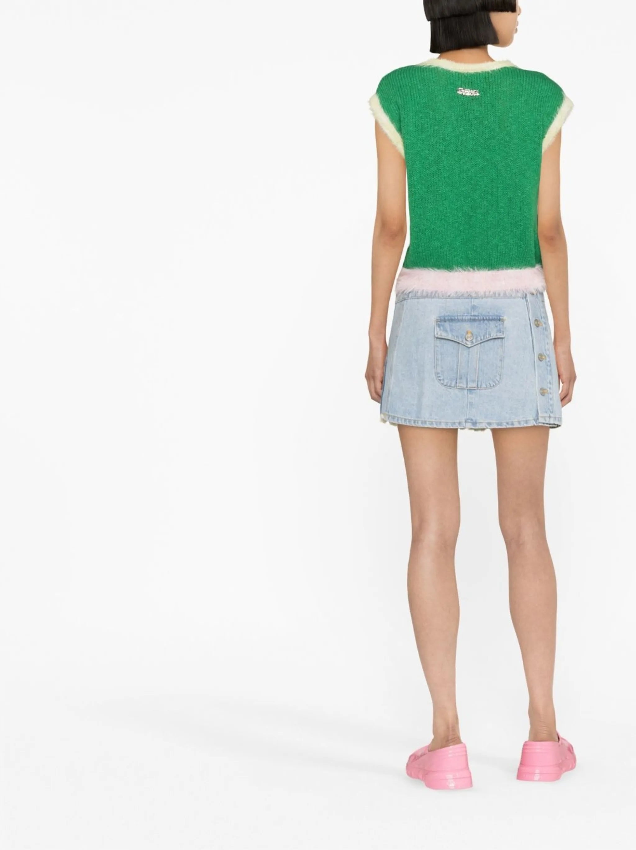 V-neck brushed knitted vest