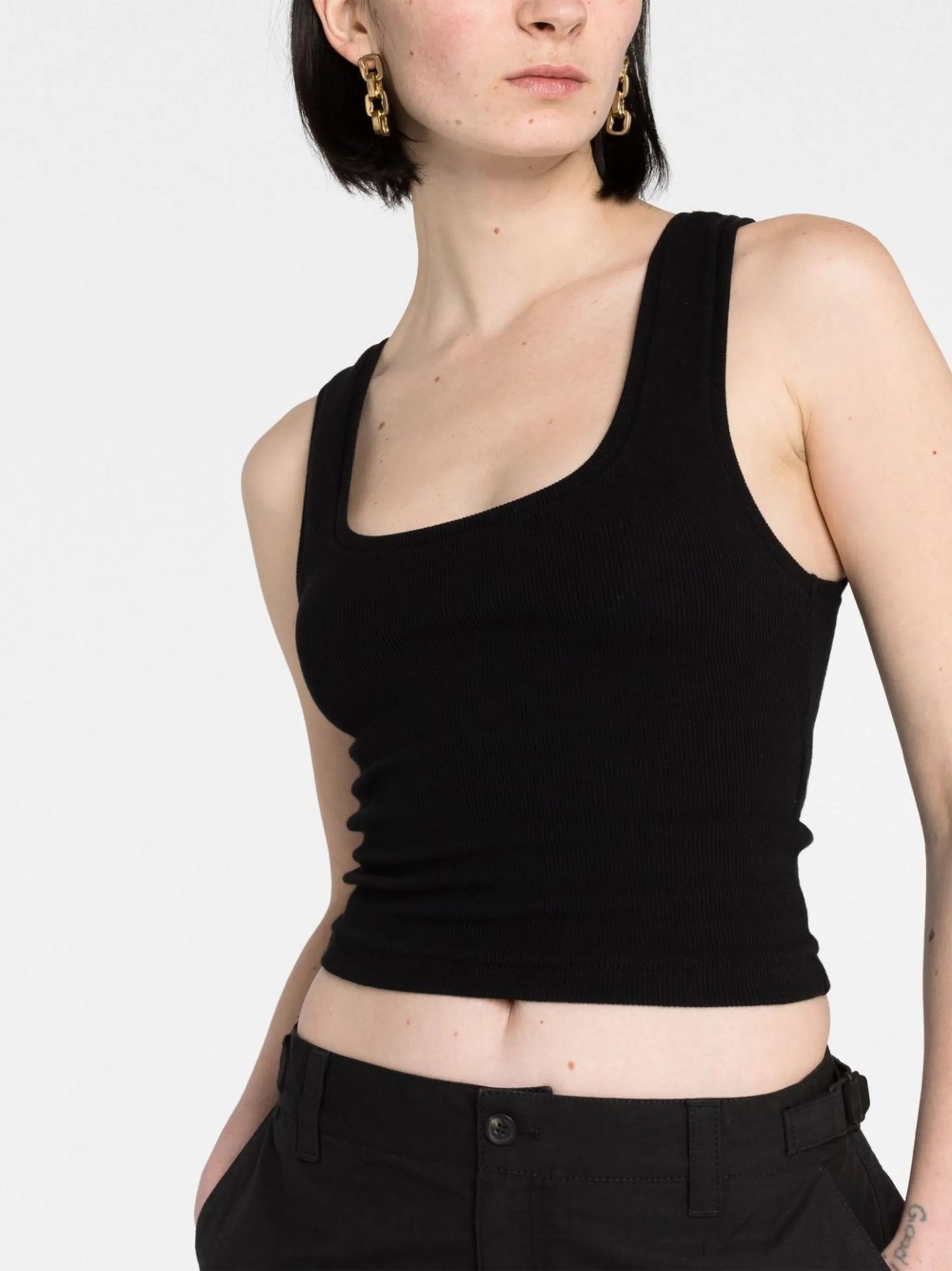 sleeveless vest top
