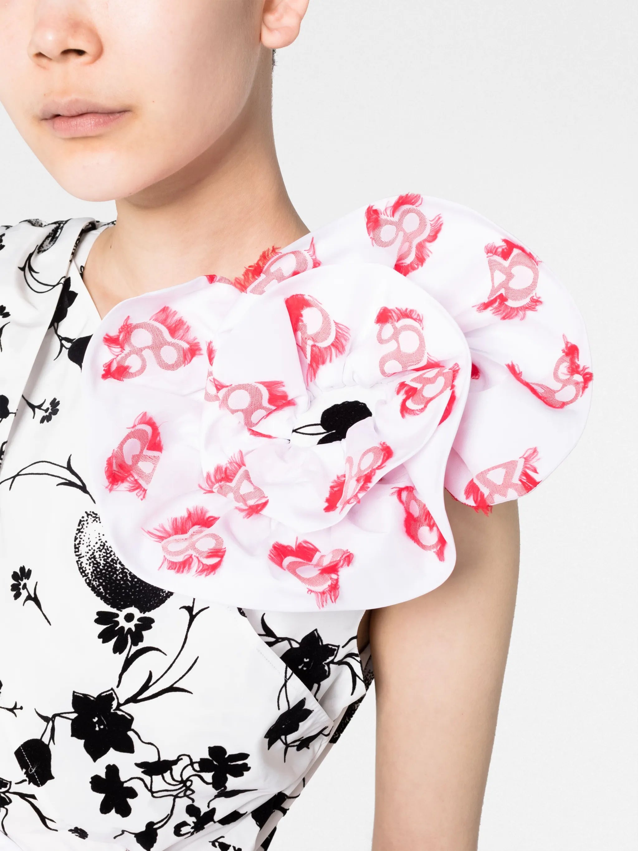 wide-strap-detailing minidress
