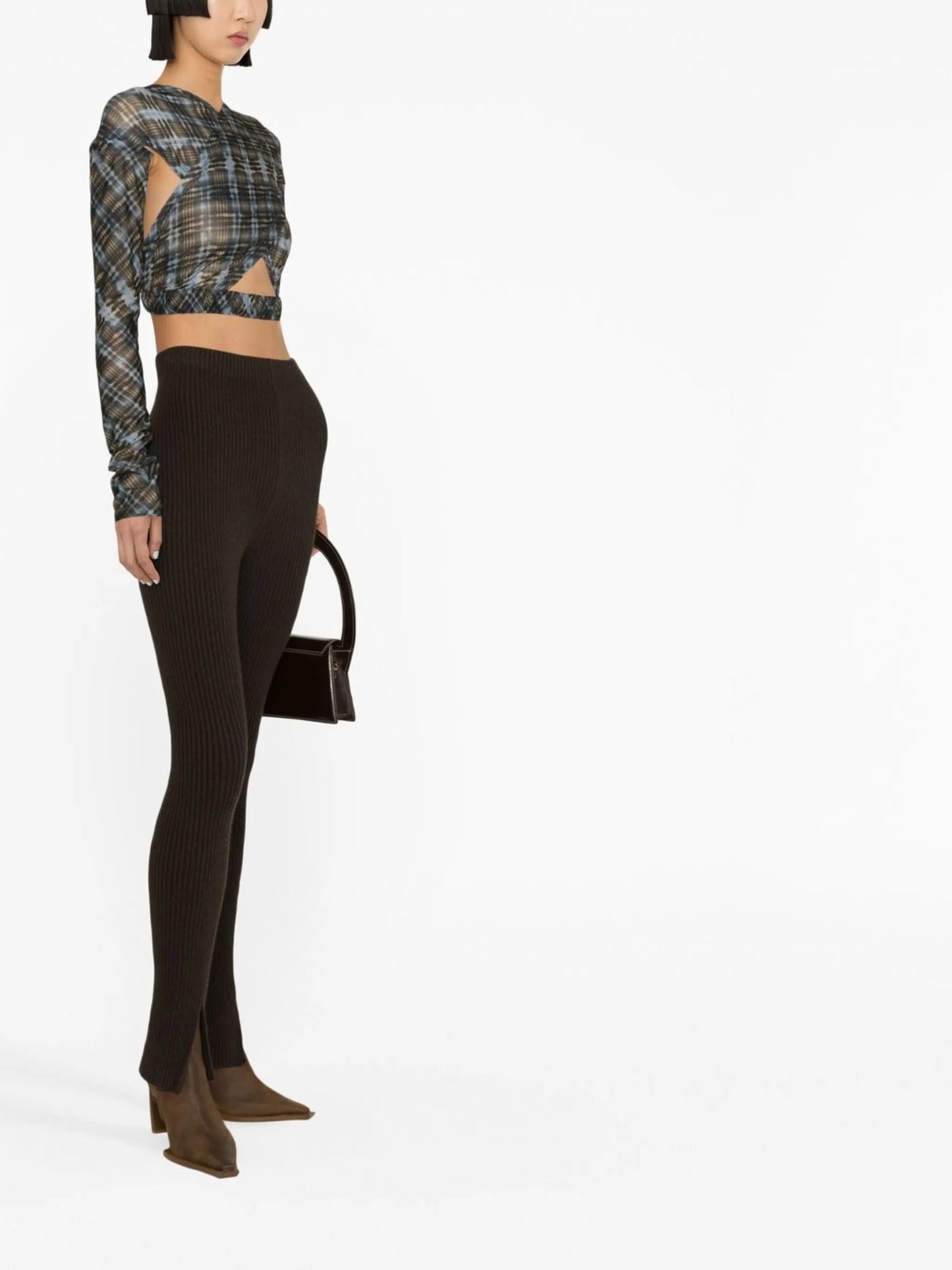 Anti crossover crop top
