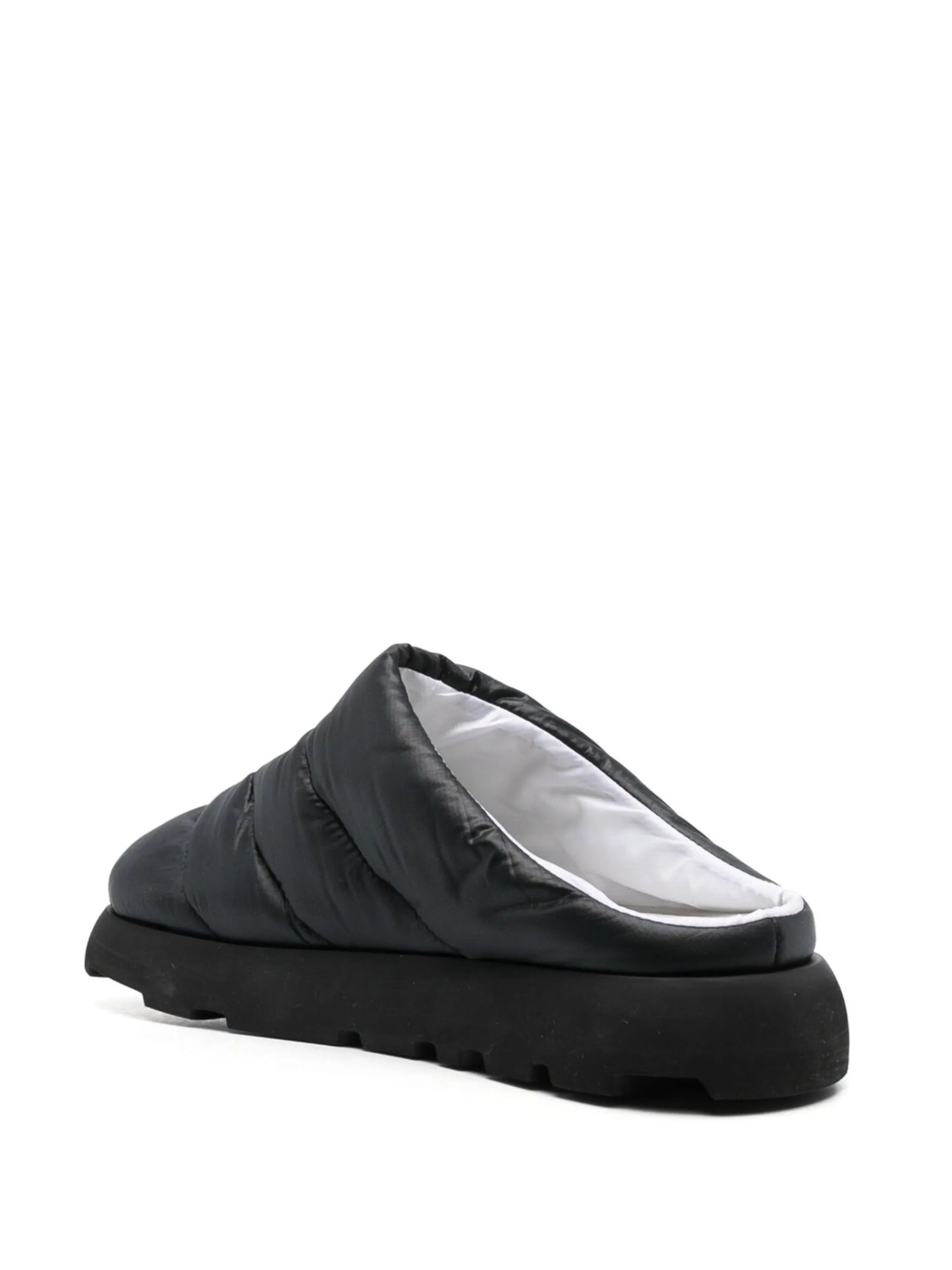 round-toe padded slippers