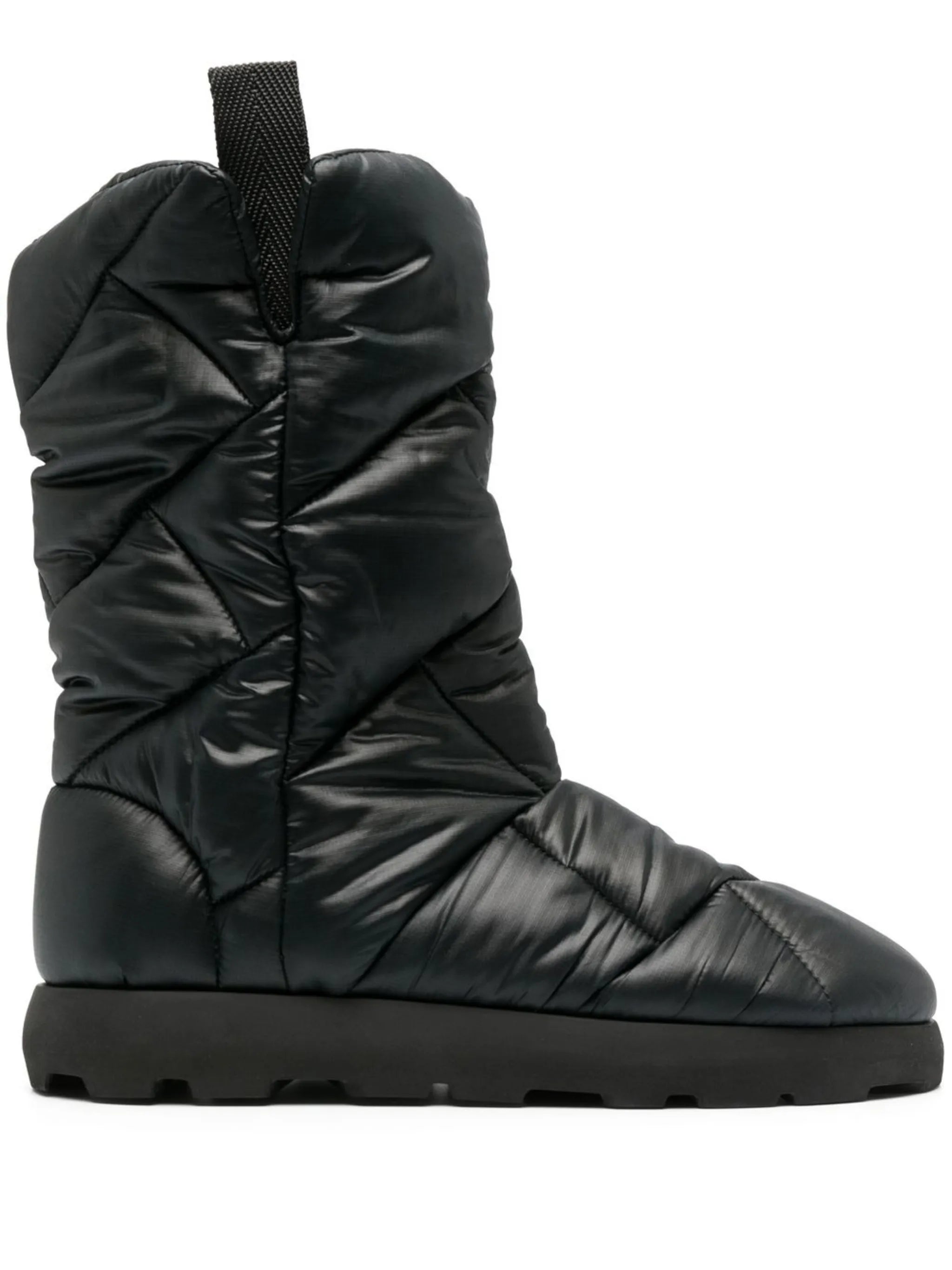 diamond-quilted padded boot
