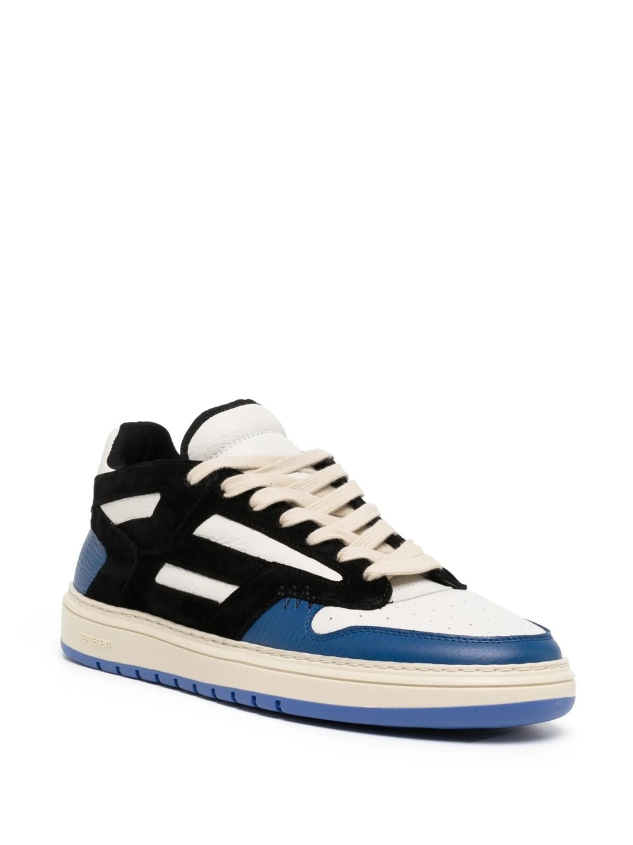 lace-up low-top sneakers