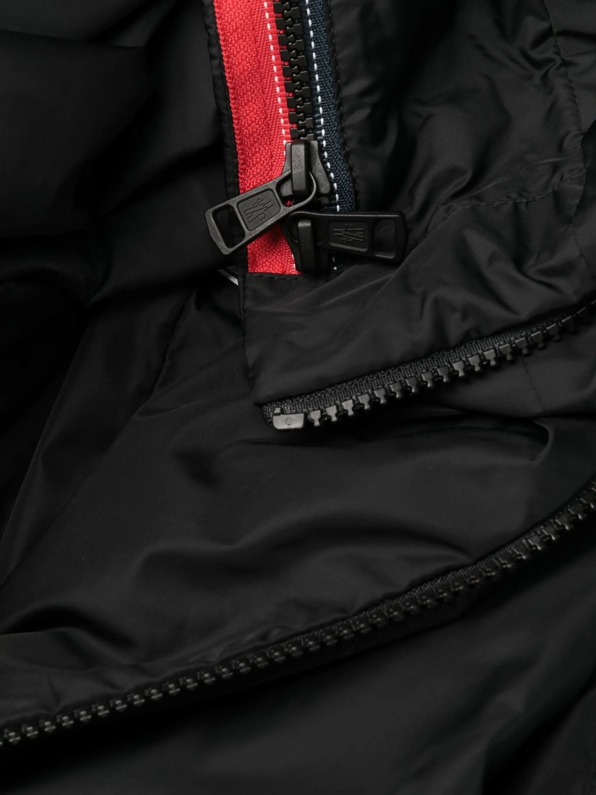 logo-patch windbreaker jacket