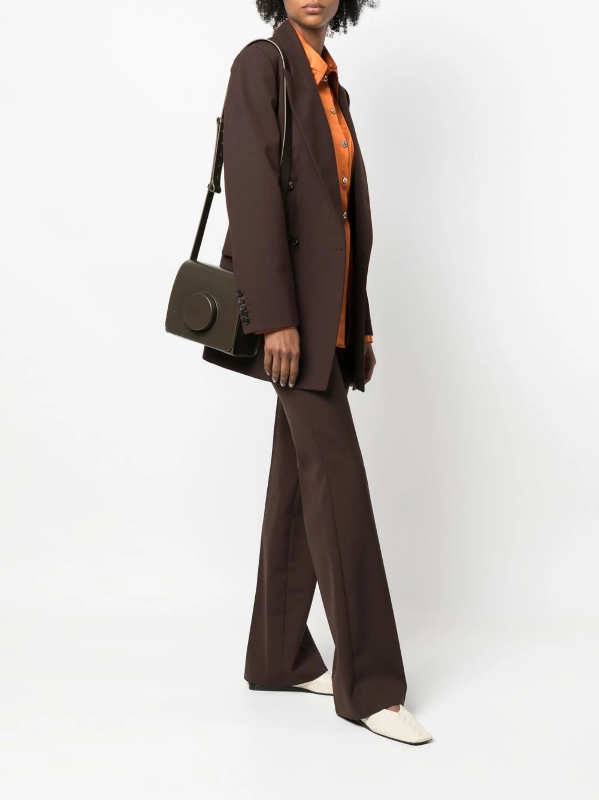 Camera boxy crossbody bag